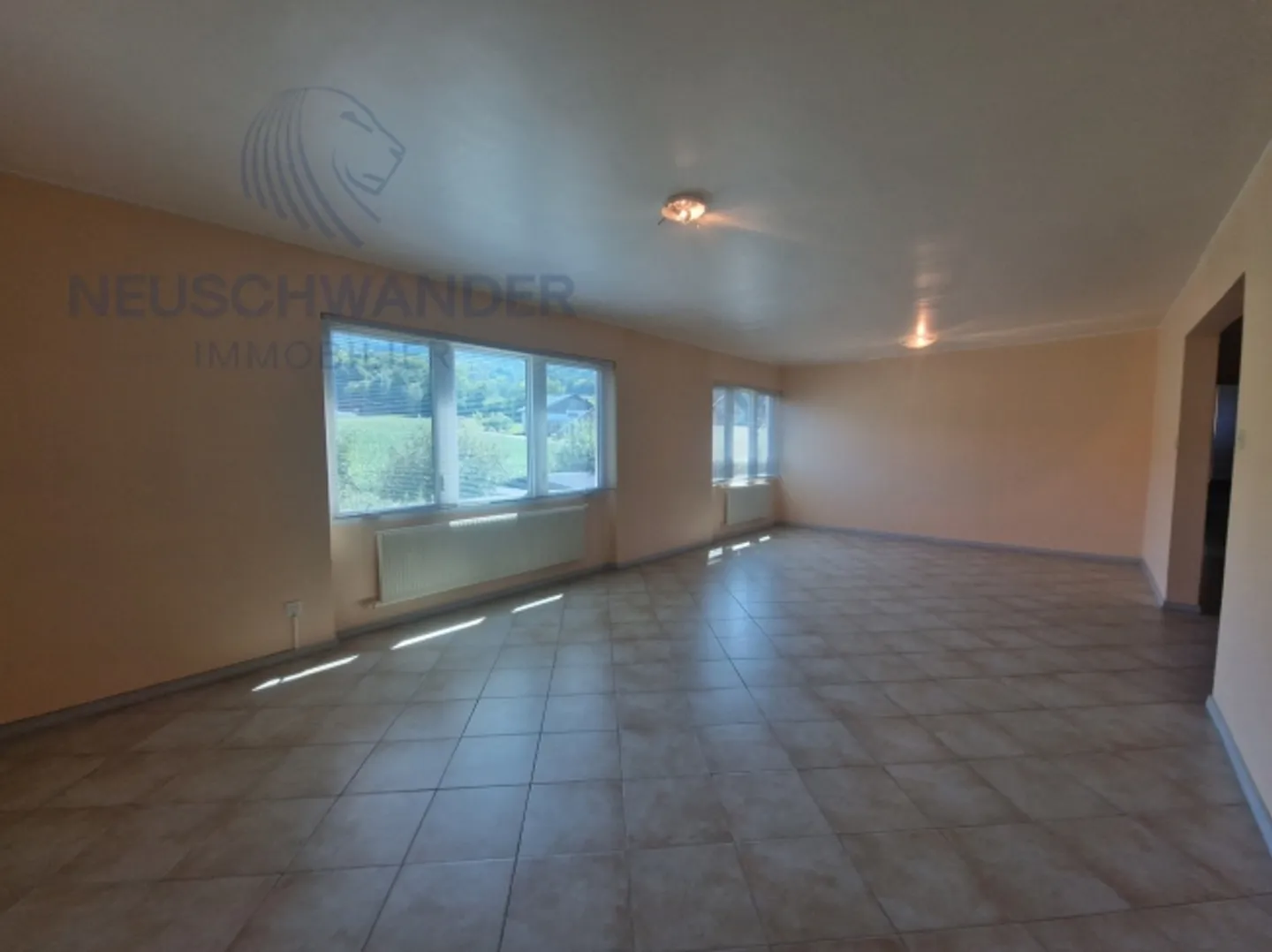 «Edificio unico di questo stile in vendita nel cantone del Giura da cogliere!» - Foto 11 di 18