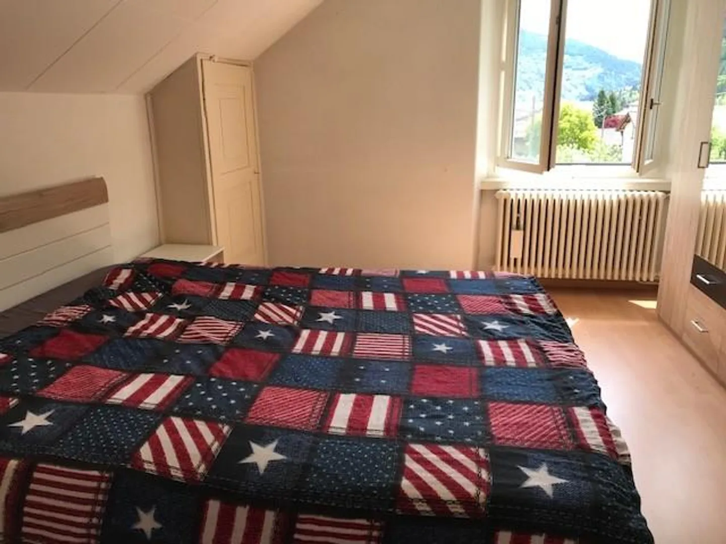 FURNISHED 2.5-ROOM APARTMENT - IDEAL FOR SINGLES OR COUPLES - Photo 6 of 11