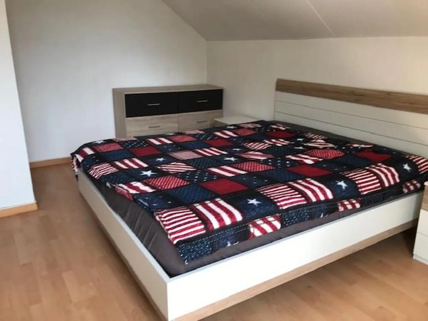 FURNISHED 2.5-ROOM APARTMENT - IDEAL FOR SINGLES OR COUPLES - Photo 7 of 11