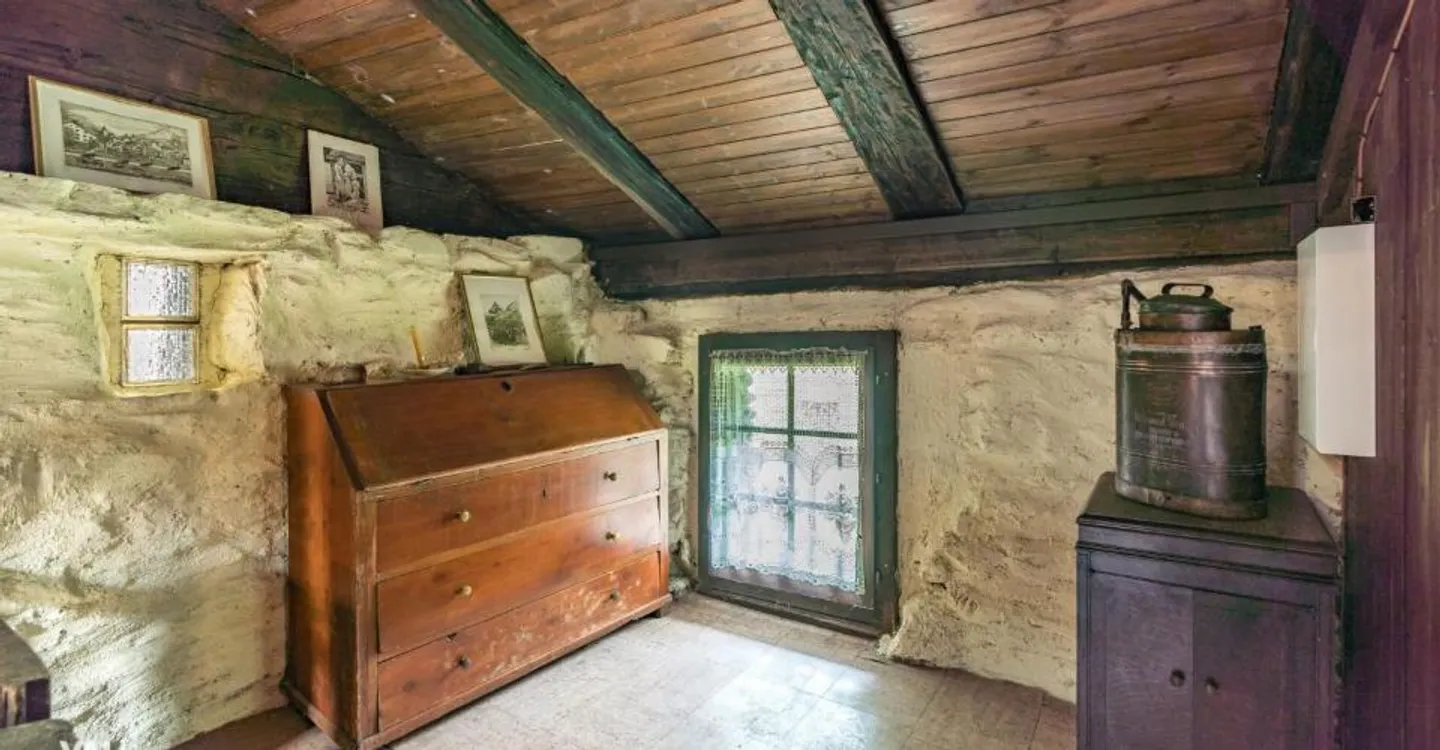 Historic Chalet in Wallis Nature - Photo 13 of 13