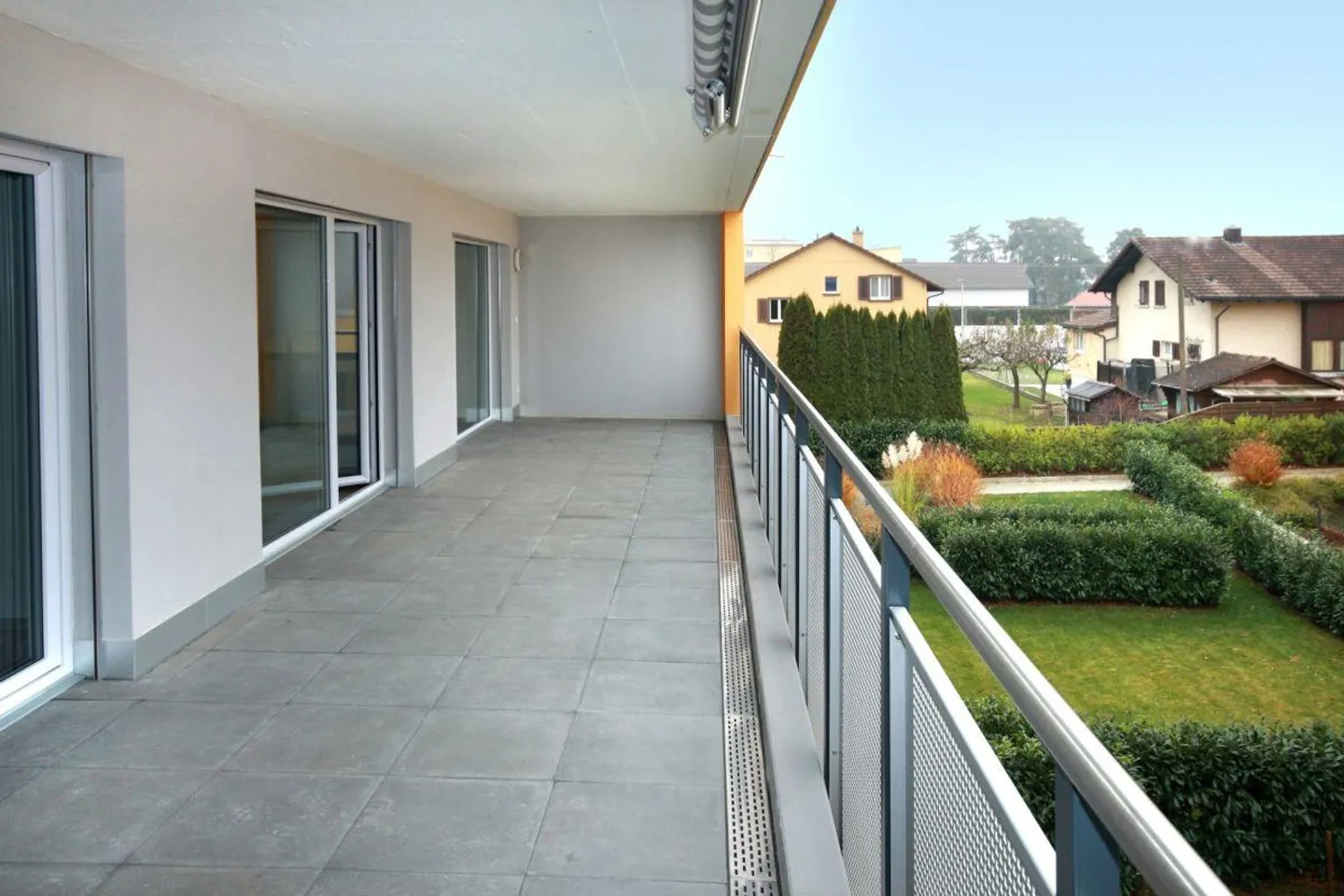 Appartement moderne et lumineux - grande terrasse avec soleil du soir ! - Photo 5 sur 7