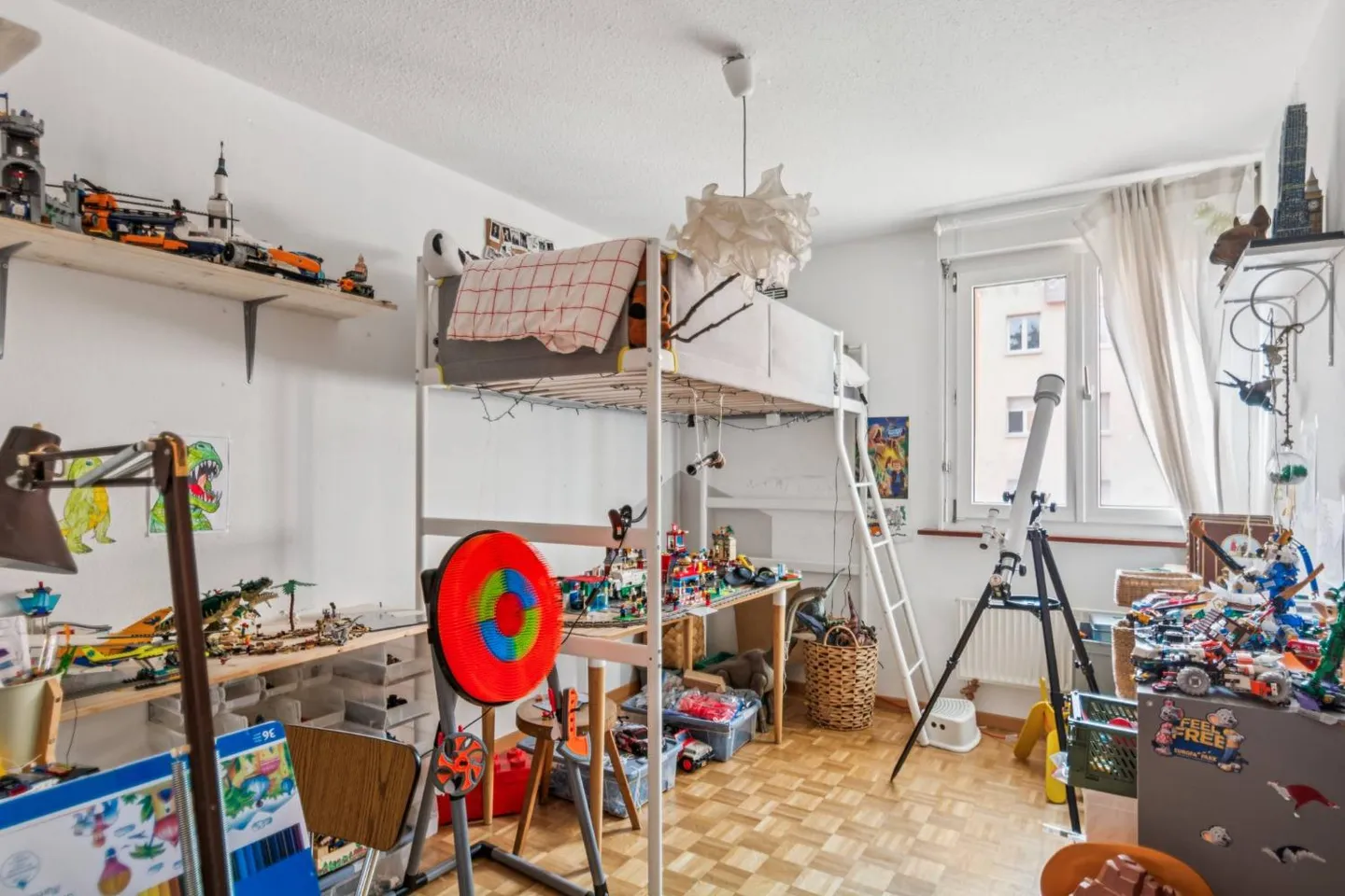 Bell'appartamento ristrutturato di 4,5 locali con terrazza e 2 posti auto - Foto 6 di 11