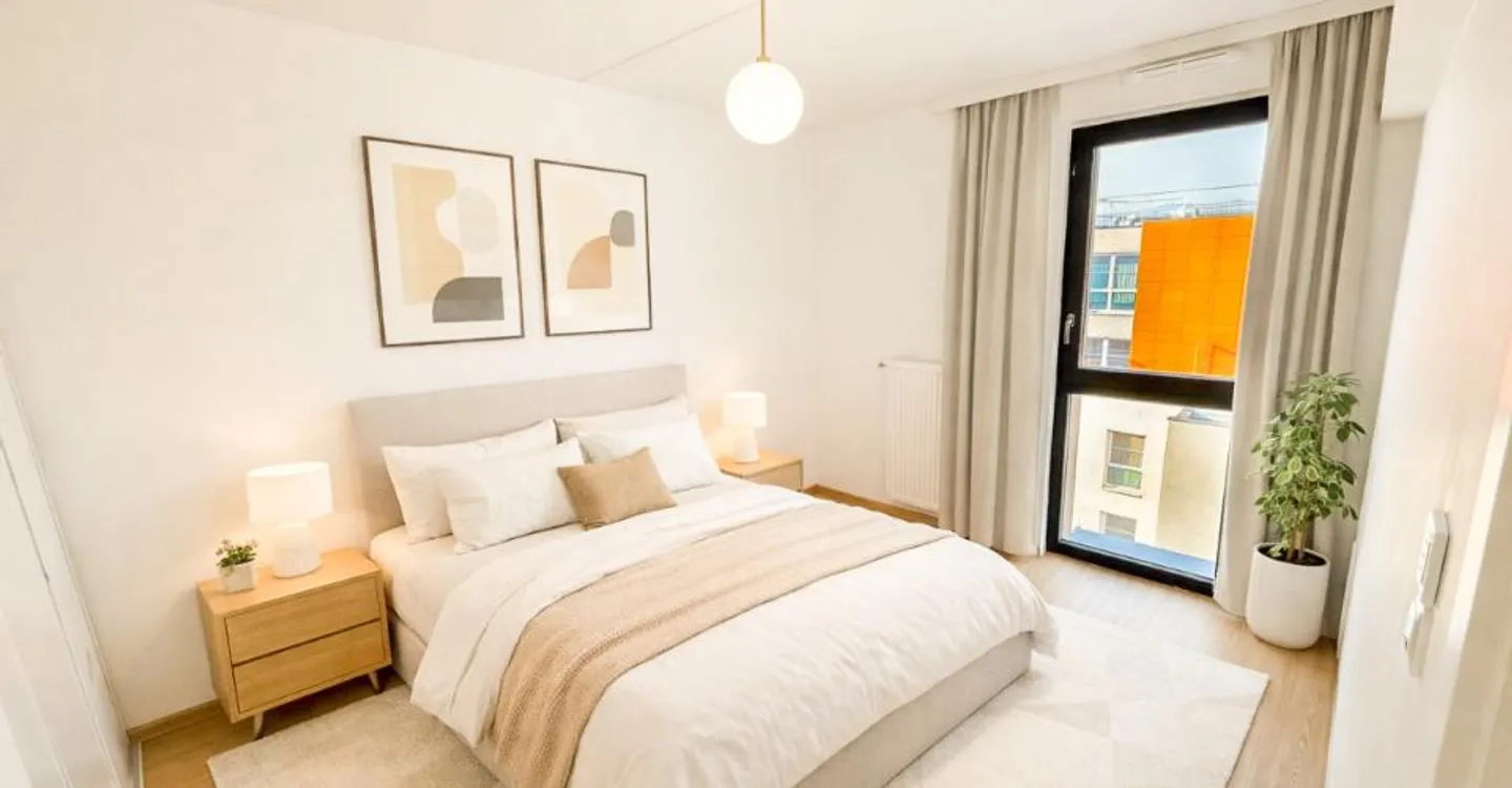 Loft-Penthouse and its 360° Rooftop, just across the border - Photo 5 of 9
