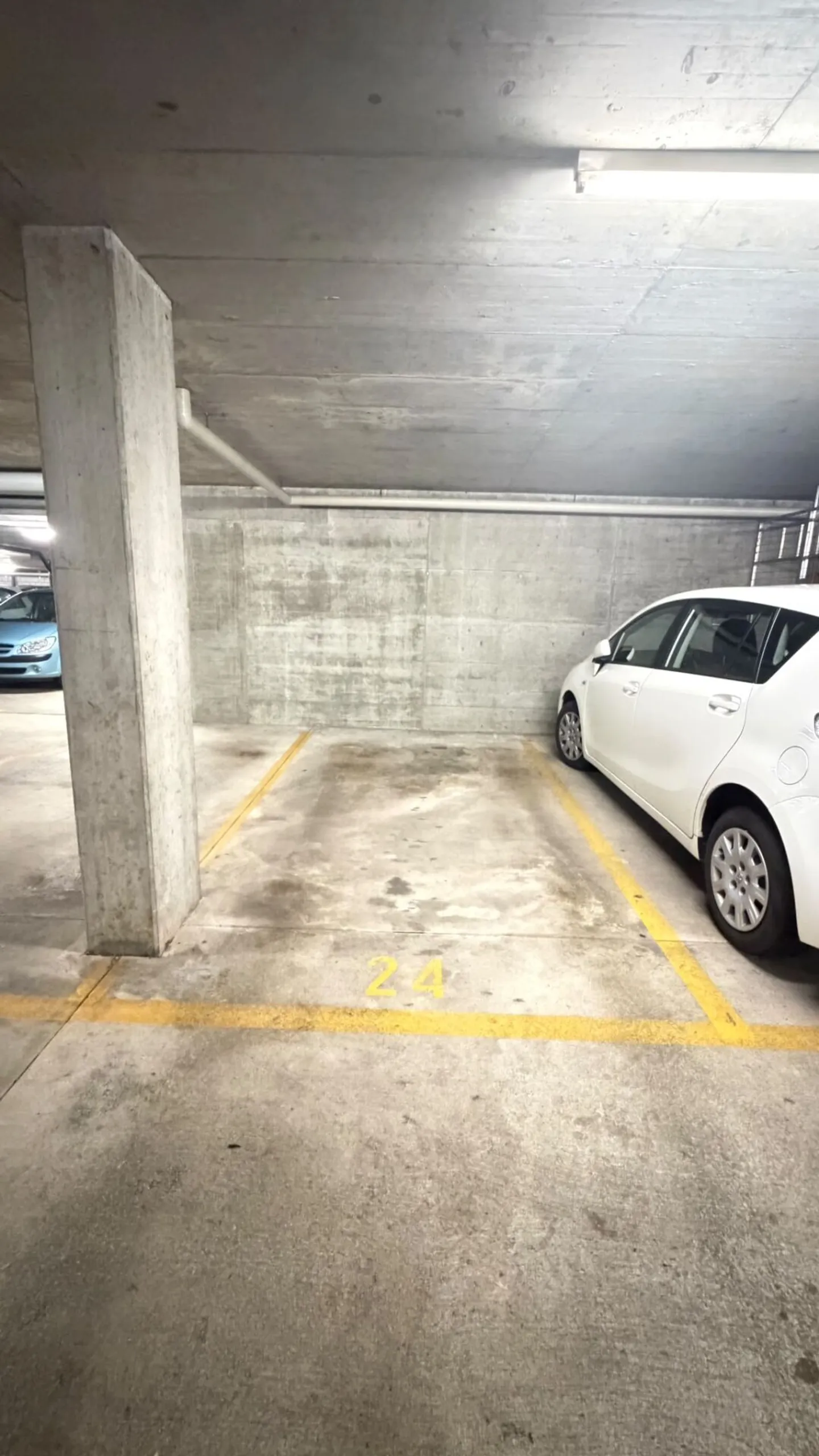 Appartamento di 5,5 stanze con grande balcone, ascensore e posto auto sotterraneo - Foto 13 di 15