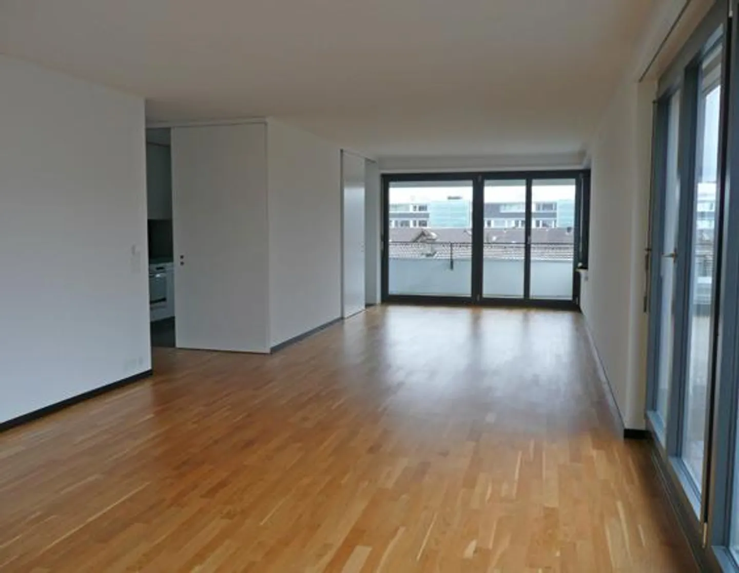 Wohnung mieten - Foto 3 von 6