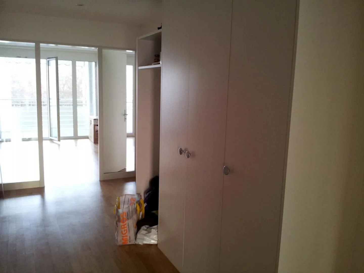 3.5 Room Apartment in a Quiet Location between Train Station and Old Town - Photo 5 of 11