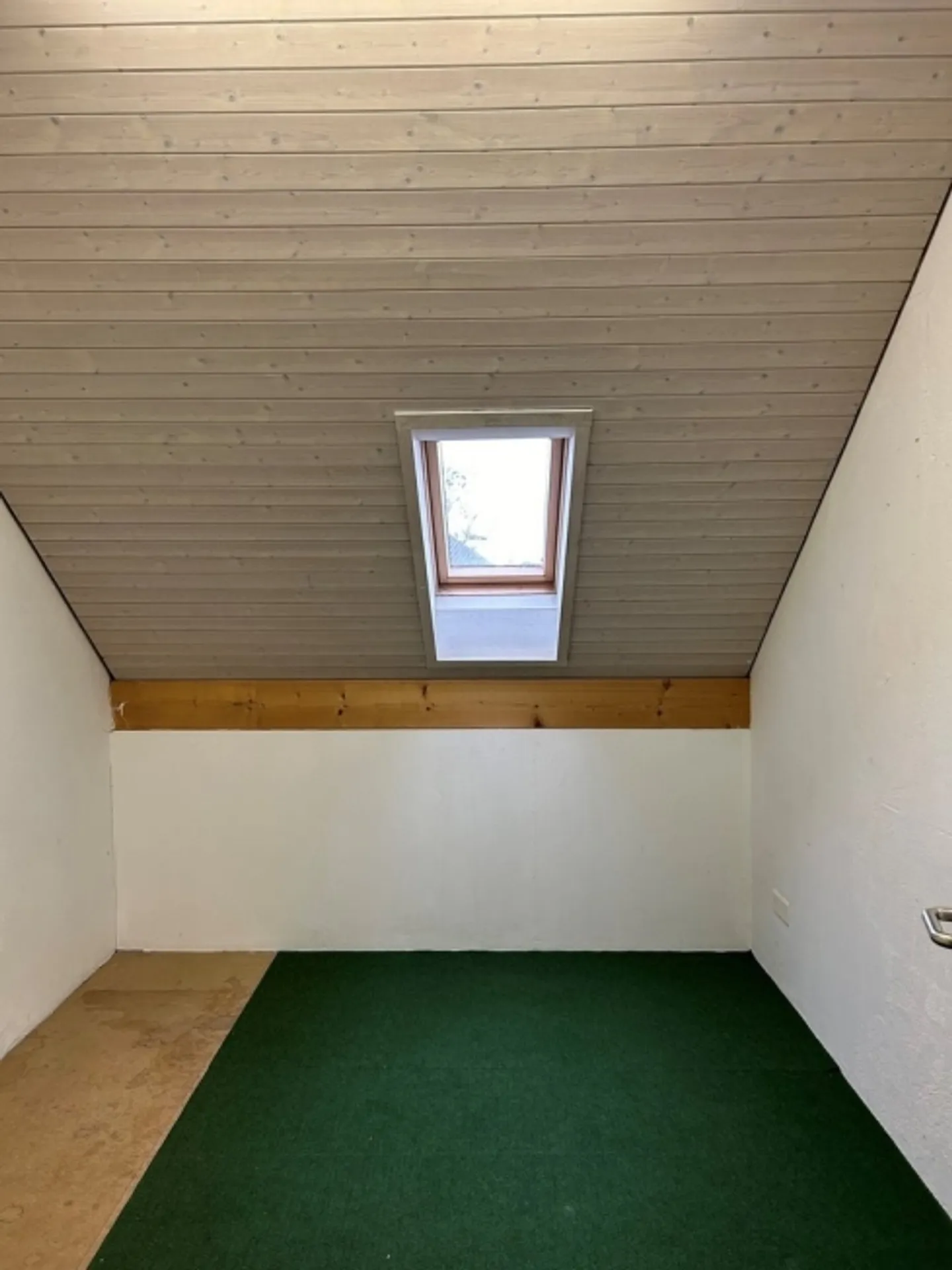 Estrichabteil zu vermieten in Altstetten - Foto 4 von 4