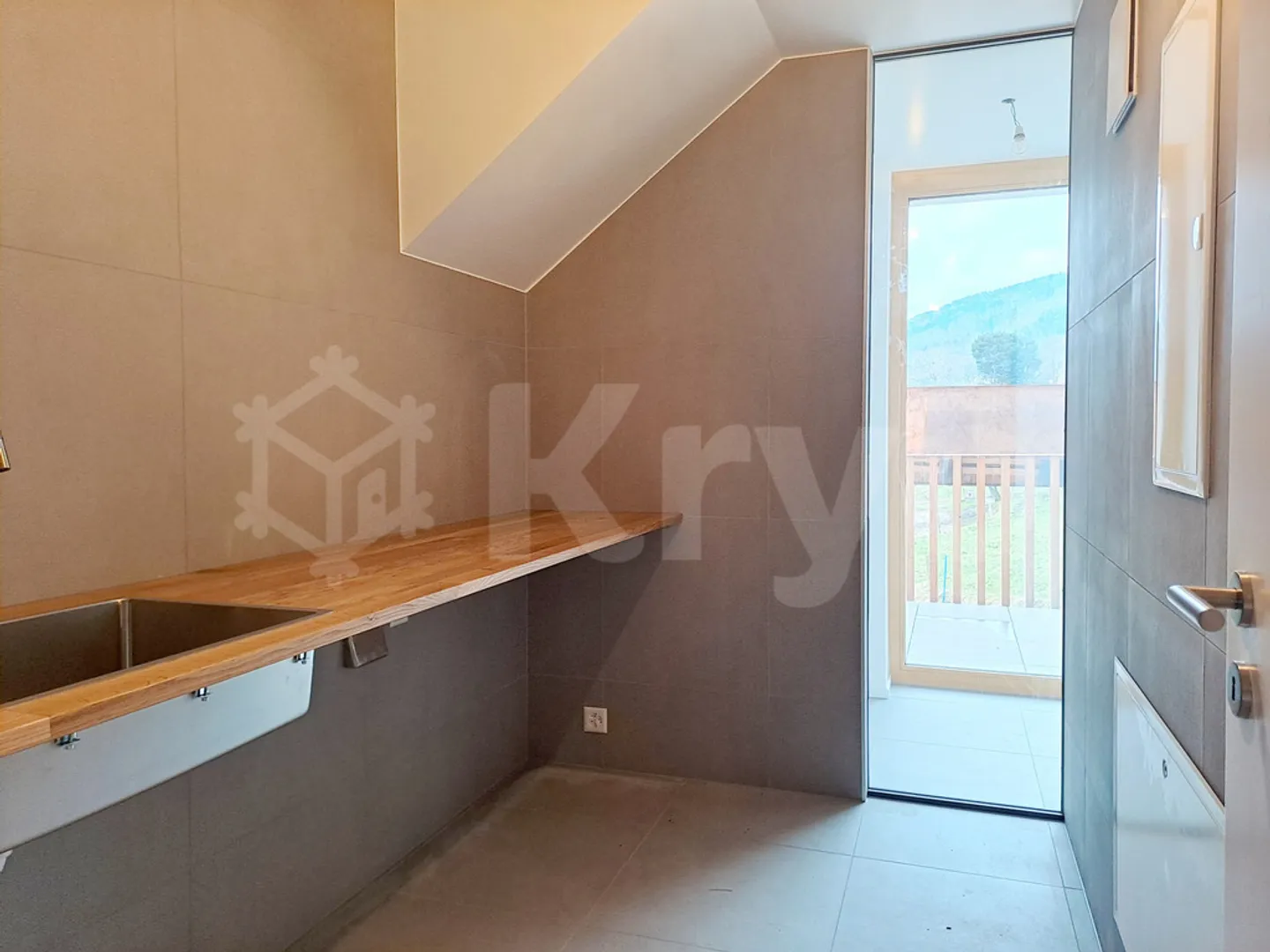 CHAMPAGNE 14, Neue Wohnung mit 4,5 Zimmern und 2 Badezimmern - Foto 10 von 11