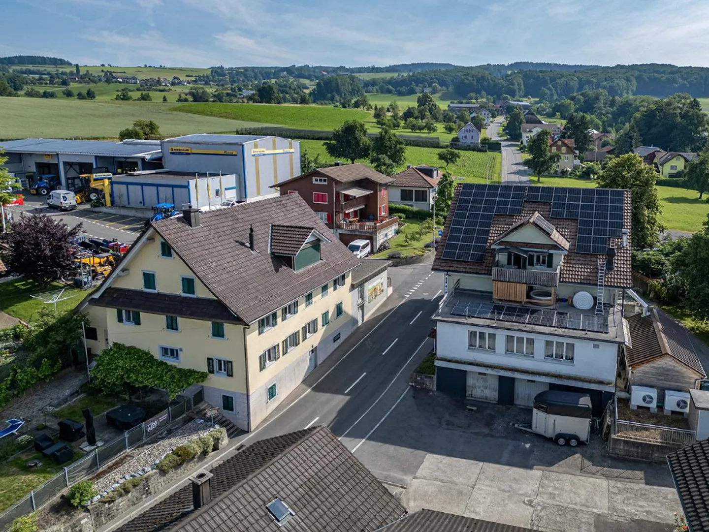 Charmante maison multifamiliale - Photo 1 sur 6