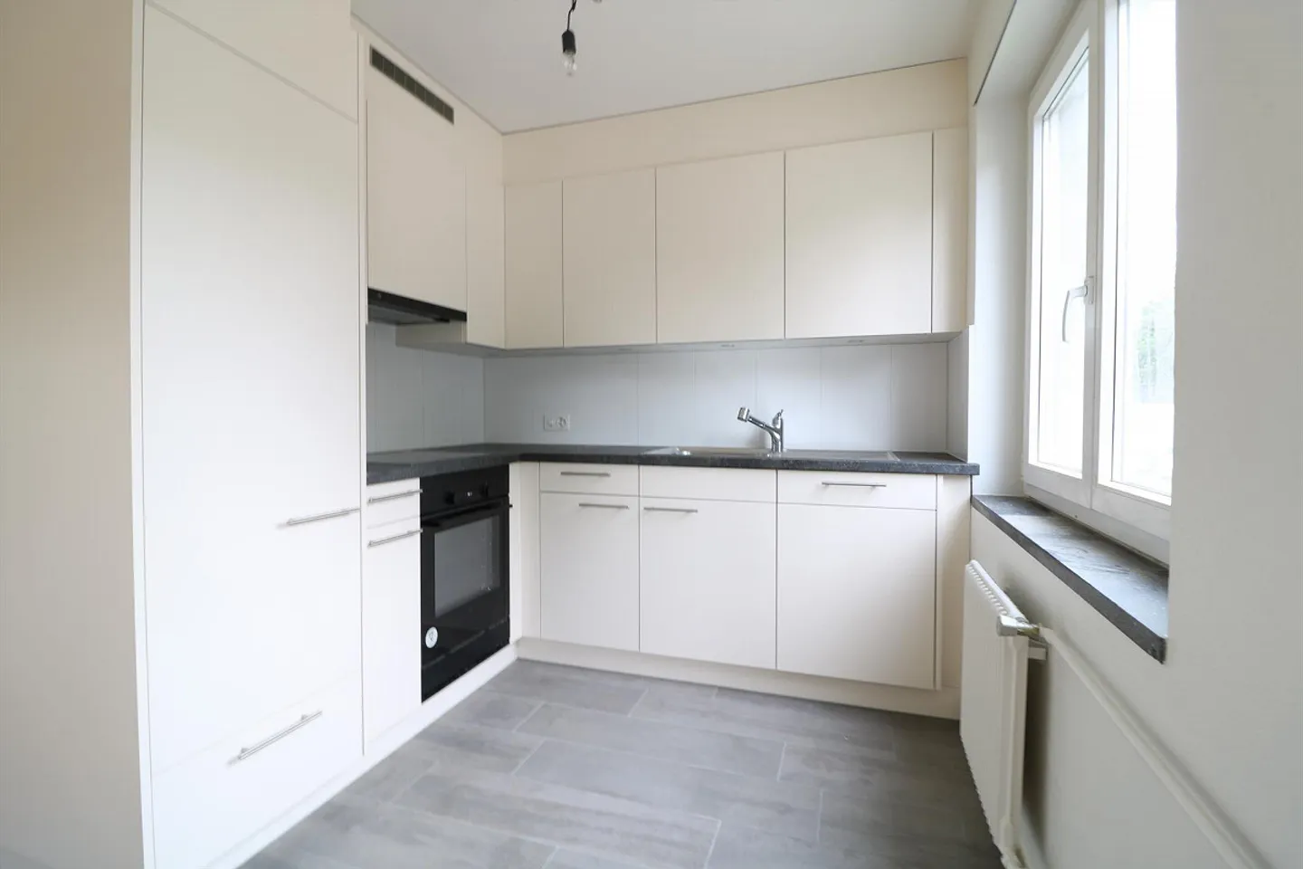 Modernes 3.5-Zimmer-Apartment - Foto 1 von 6