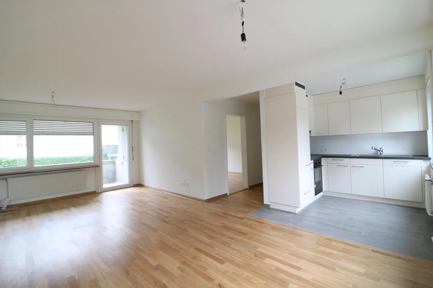 Modernes 3.5-Zimmer-Apartment - Foto 2 von 6