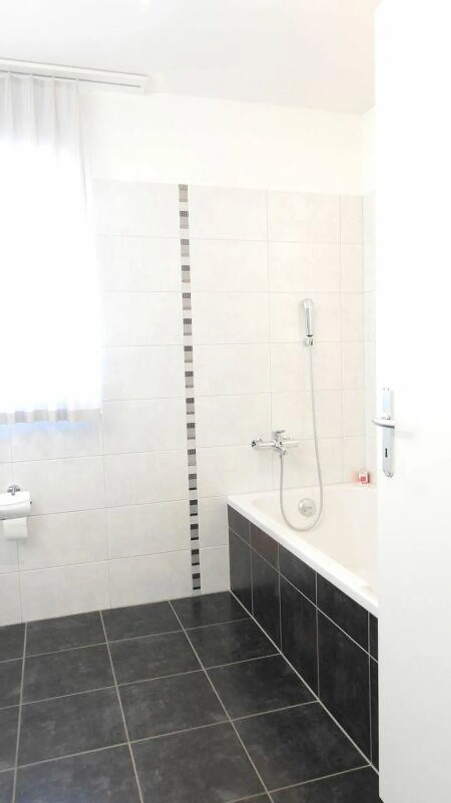 Appartement en copropriété de 4,5 pièces au 1er étage - Photo 13 sur 21