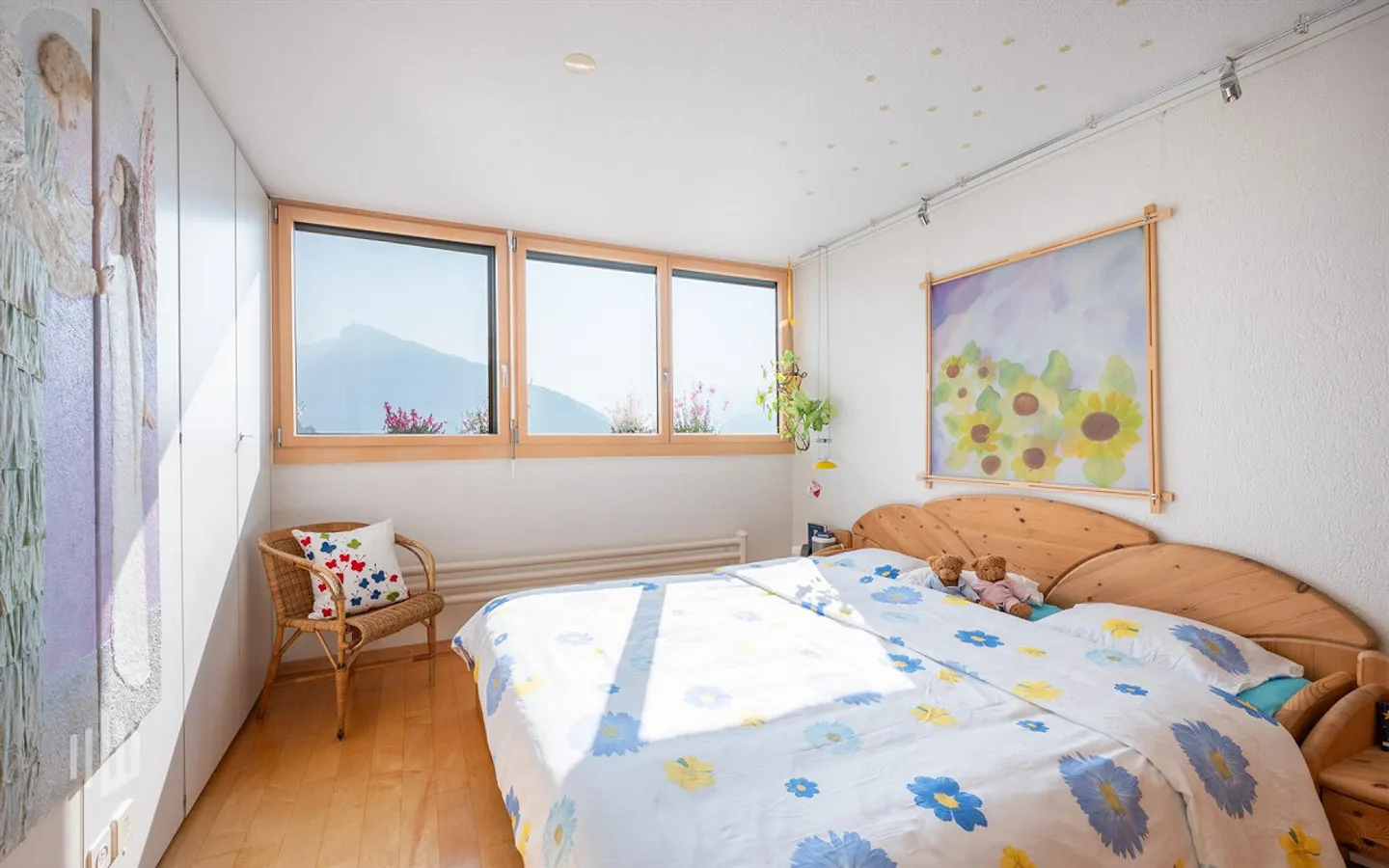 Charmantes Eckhaus mit Seesicht - Foto 4 von 12