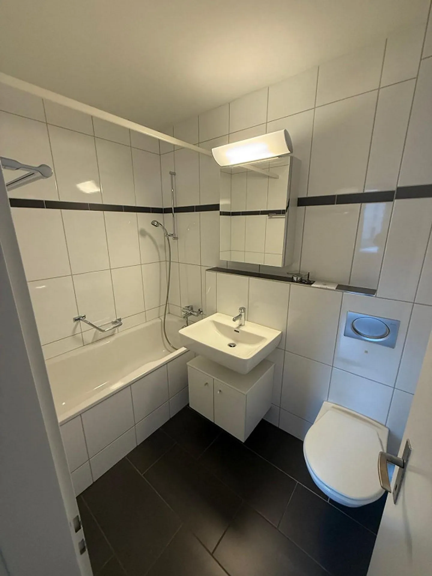 Grosszügig geschnittene 2.5 Zimmerwohnung im Herzen von Bern - Foto 8 von 8