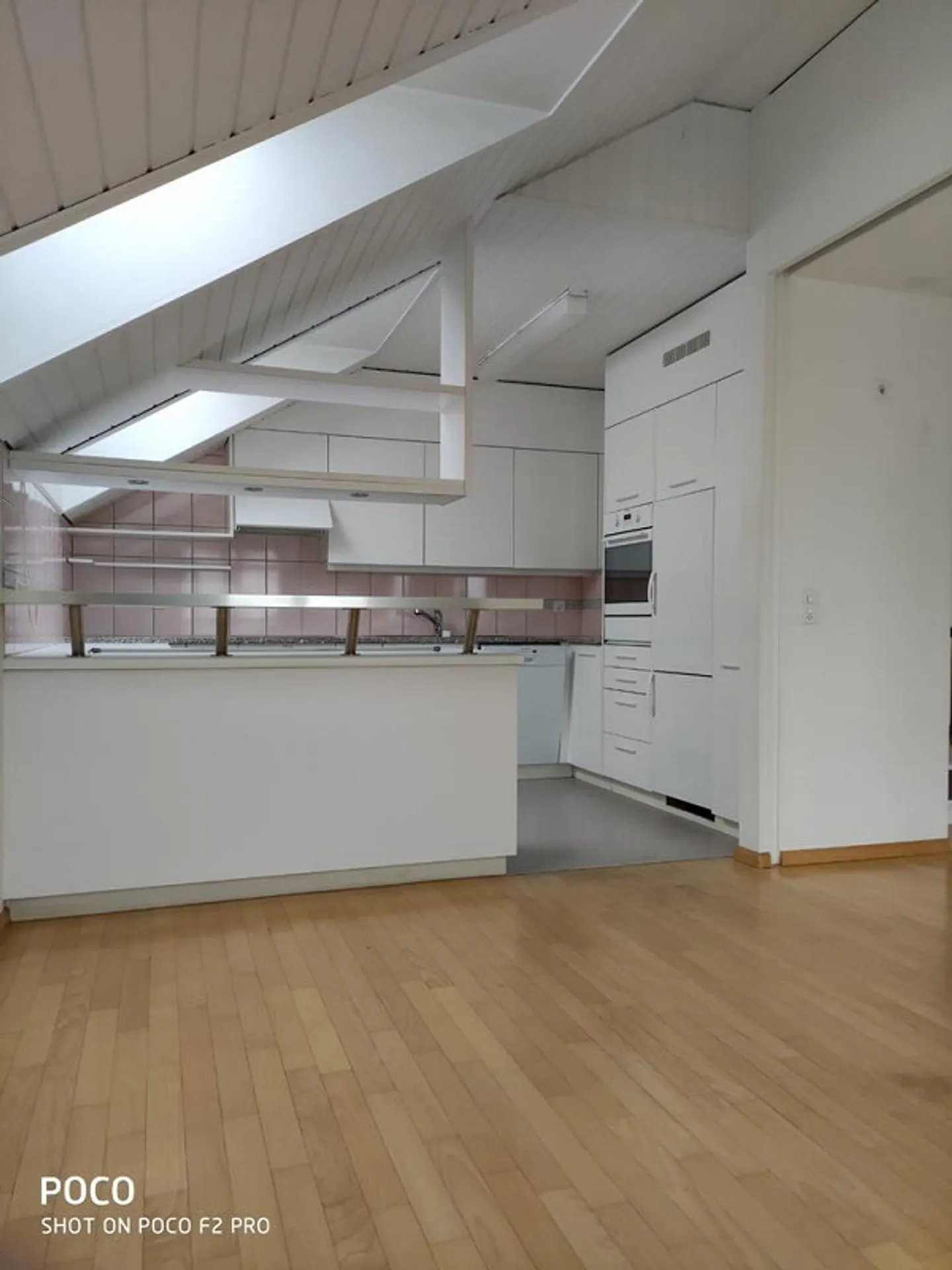 Extraordinary Penthouse - Photo 4 of 11