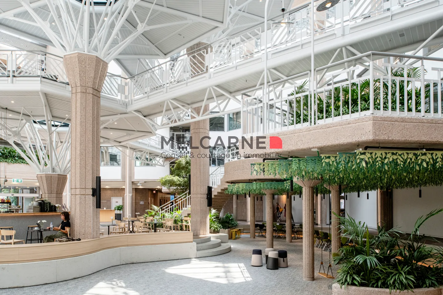 Modernes Büro Nahe Flughafen - Foto 1 von 4