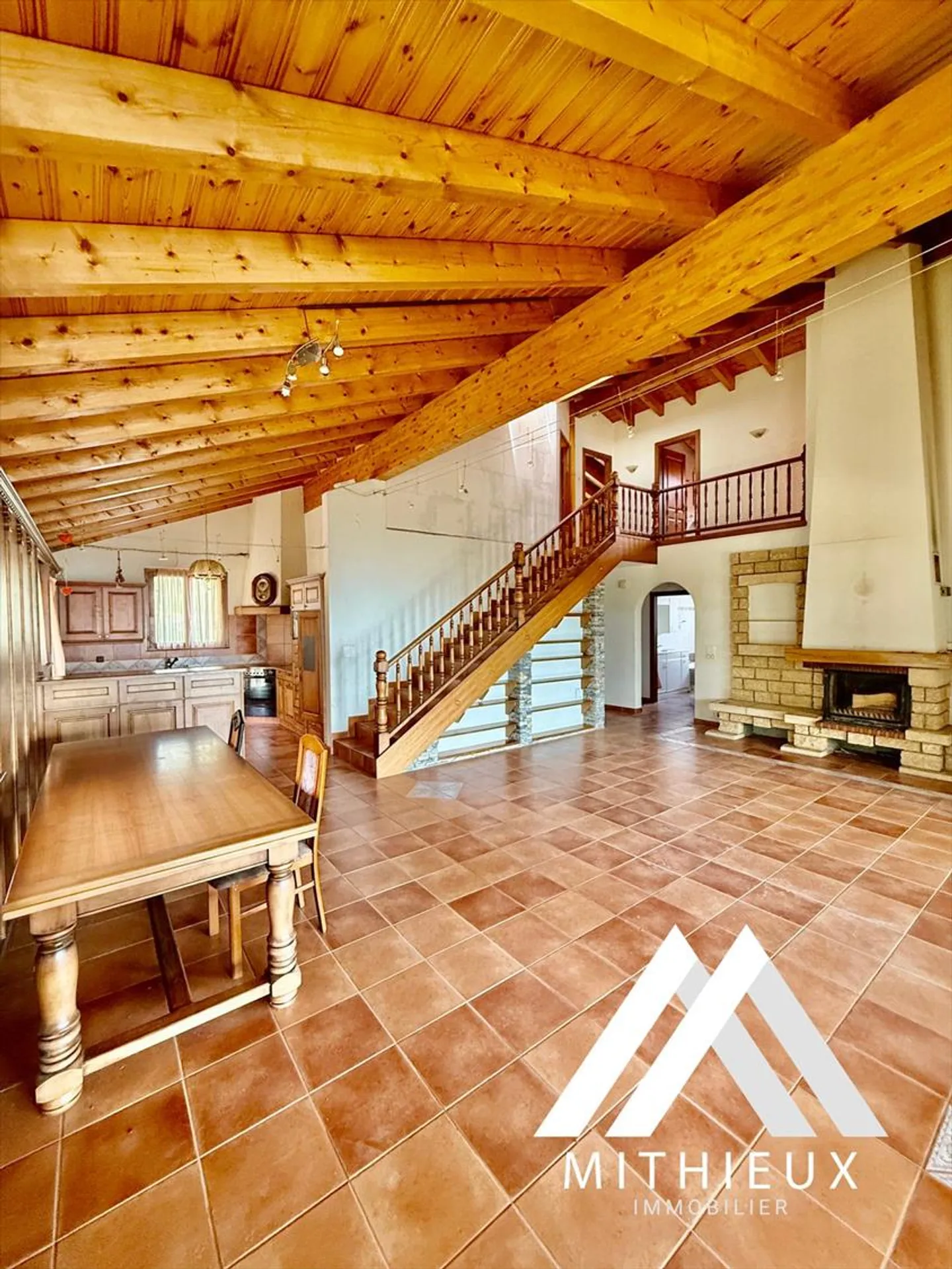 6.5 Room Apartment - Photo 6 of 13