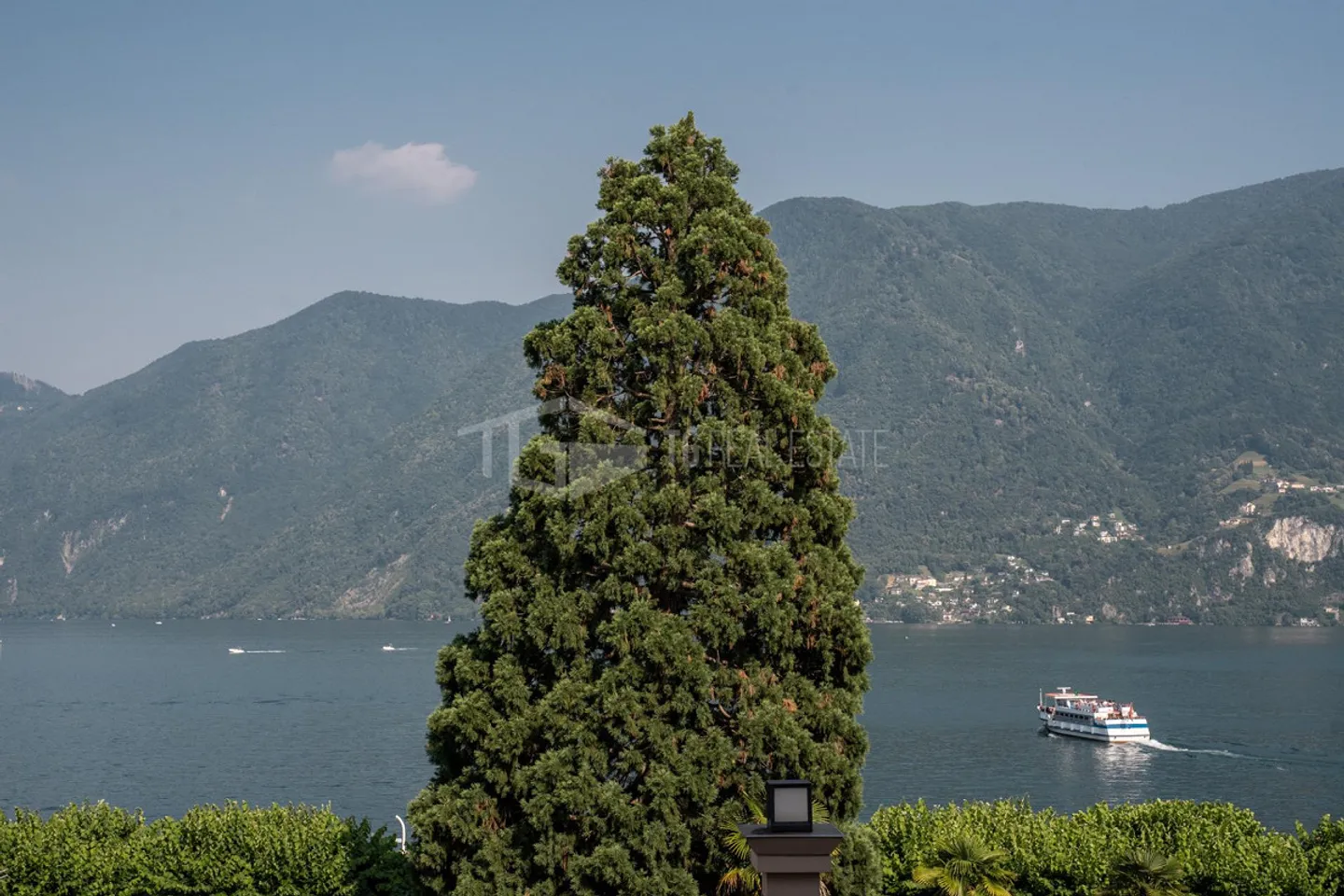 VIVRE AU CENTRE DE LUGANO AVEC VUE SUR LE LAC - Photo 2 sur 7