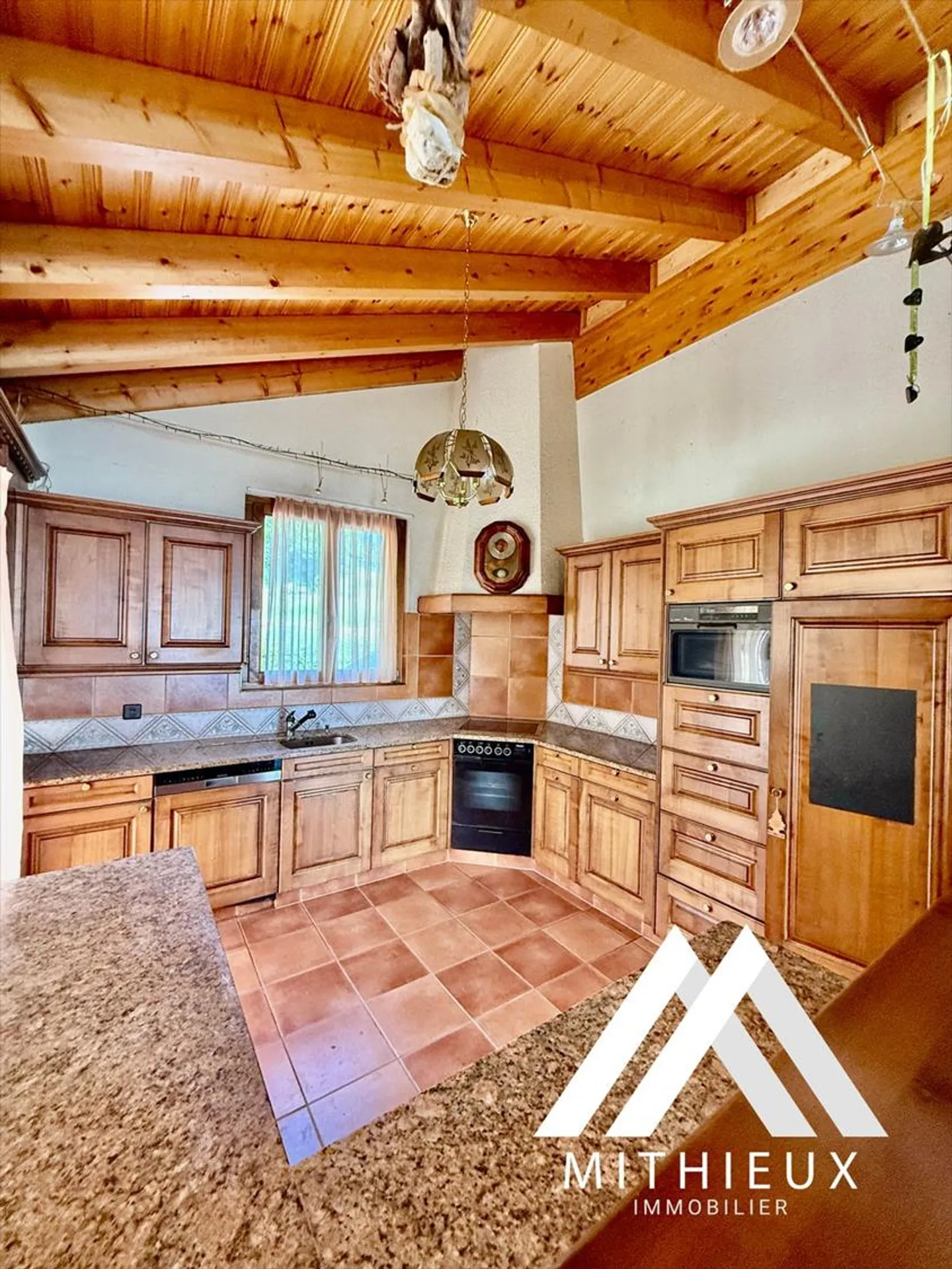 6.5 Room Apartment - Photo 7 of 13