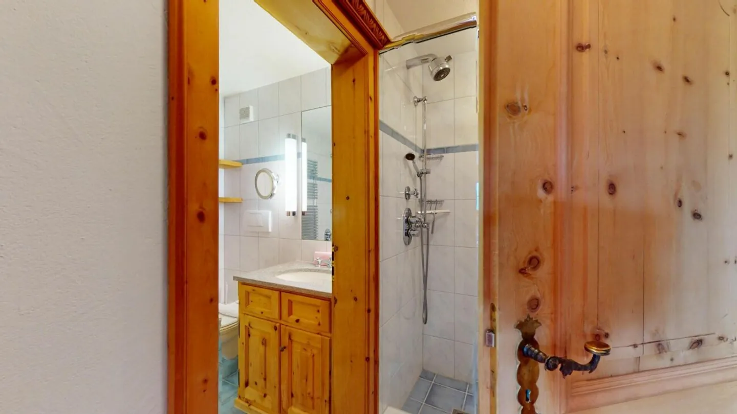 Abitaziun Üerts 2 ½ Zimmerwohnung Saisonmiete - Foto 20 von 35