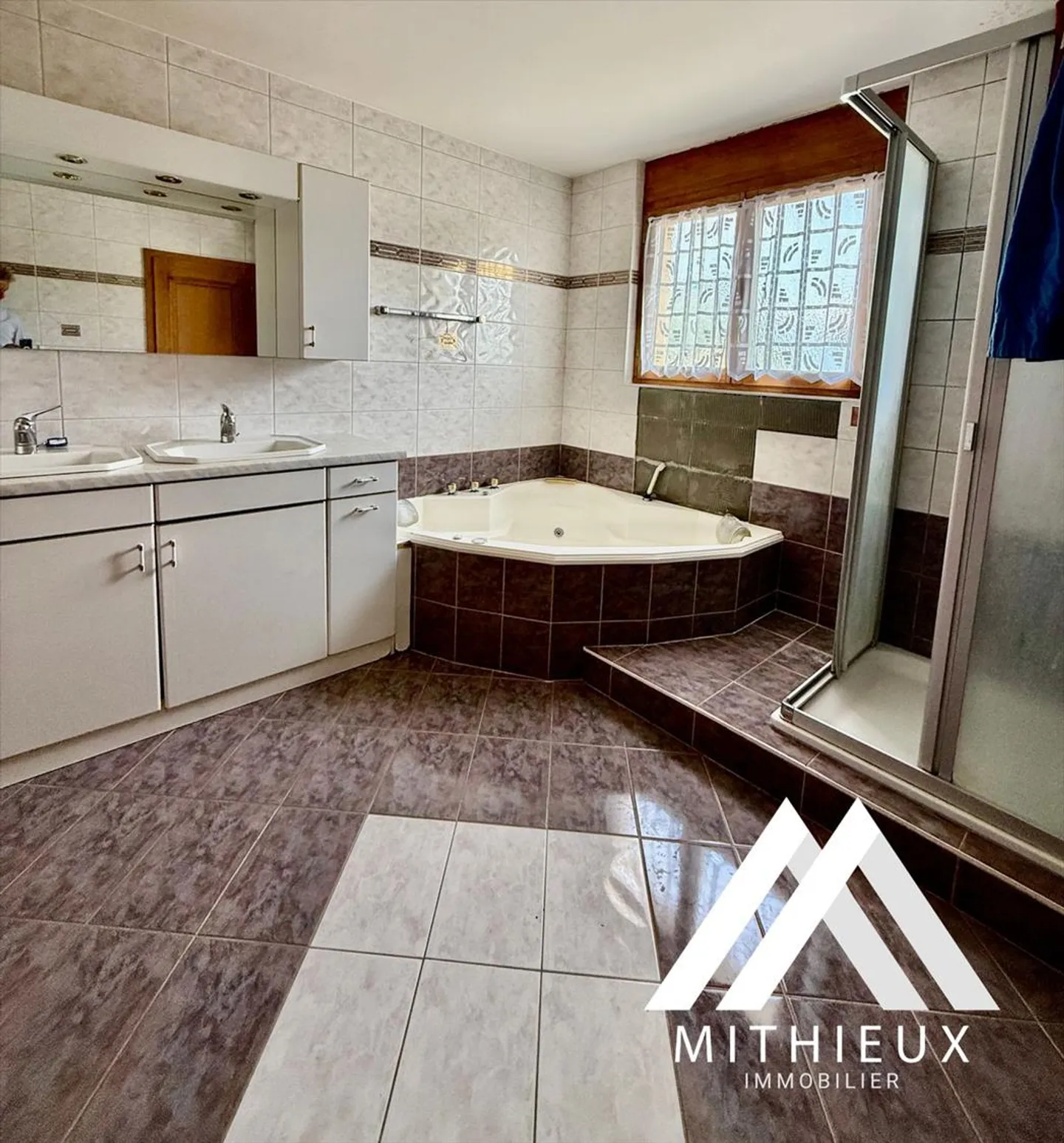 6.5 Room Apartment - Photo 9 of 13