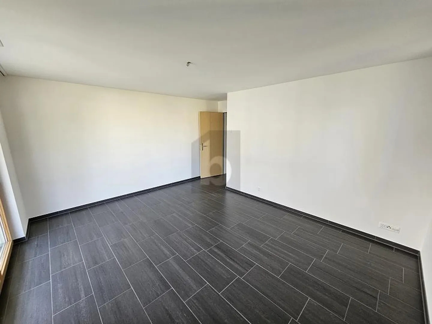 MODERN WITH SUNNY BALCONY - Photo 5 of 6