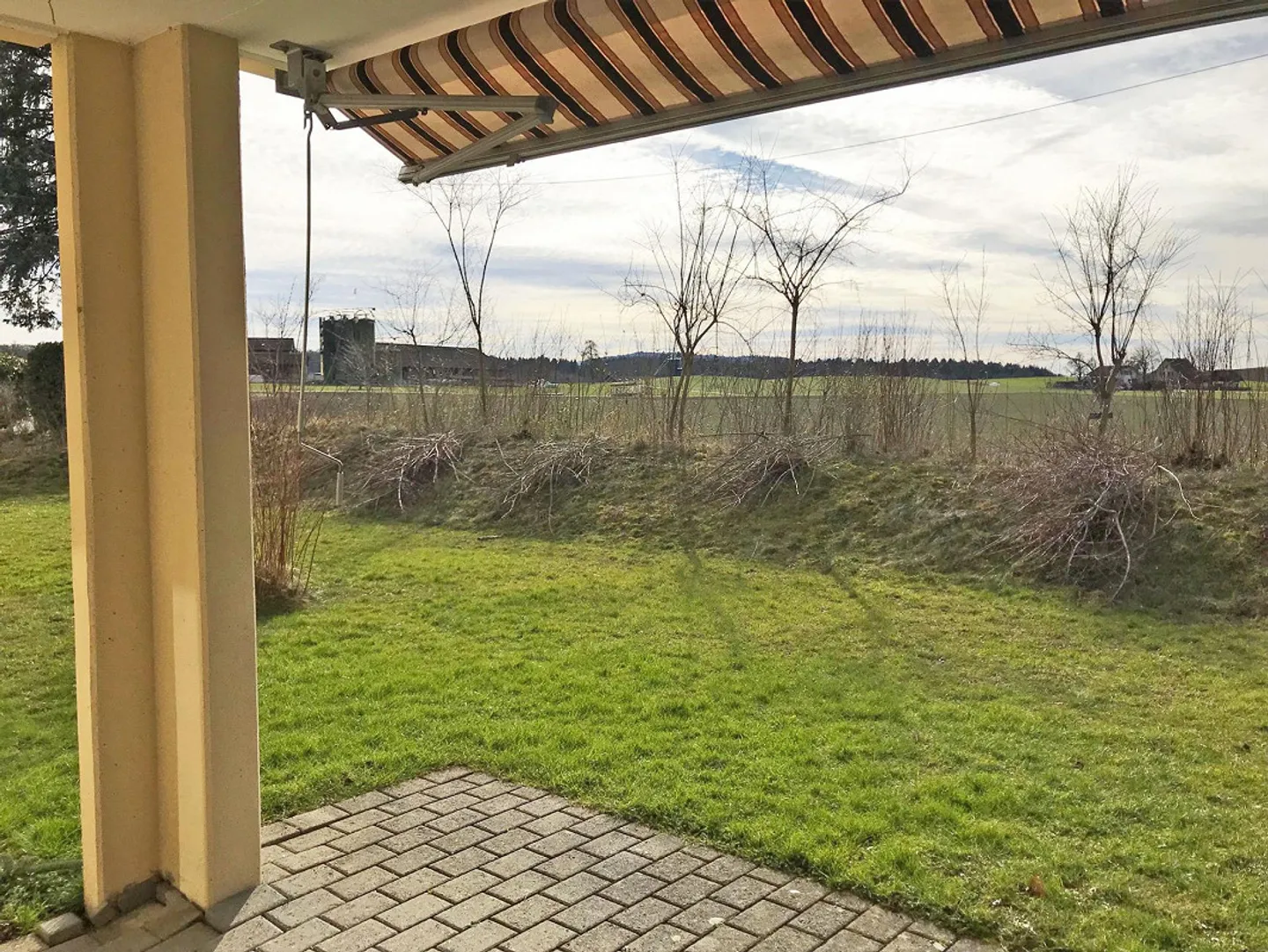 Ottimo appartamento per famiglie con vista sul verde - Foto 12 di 13