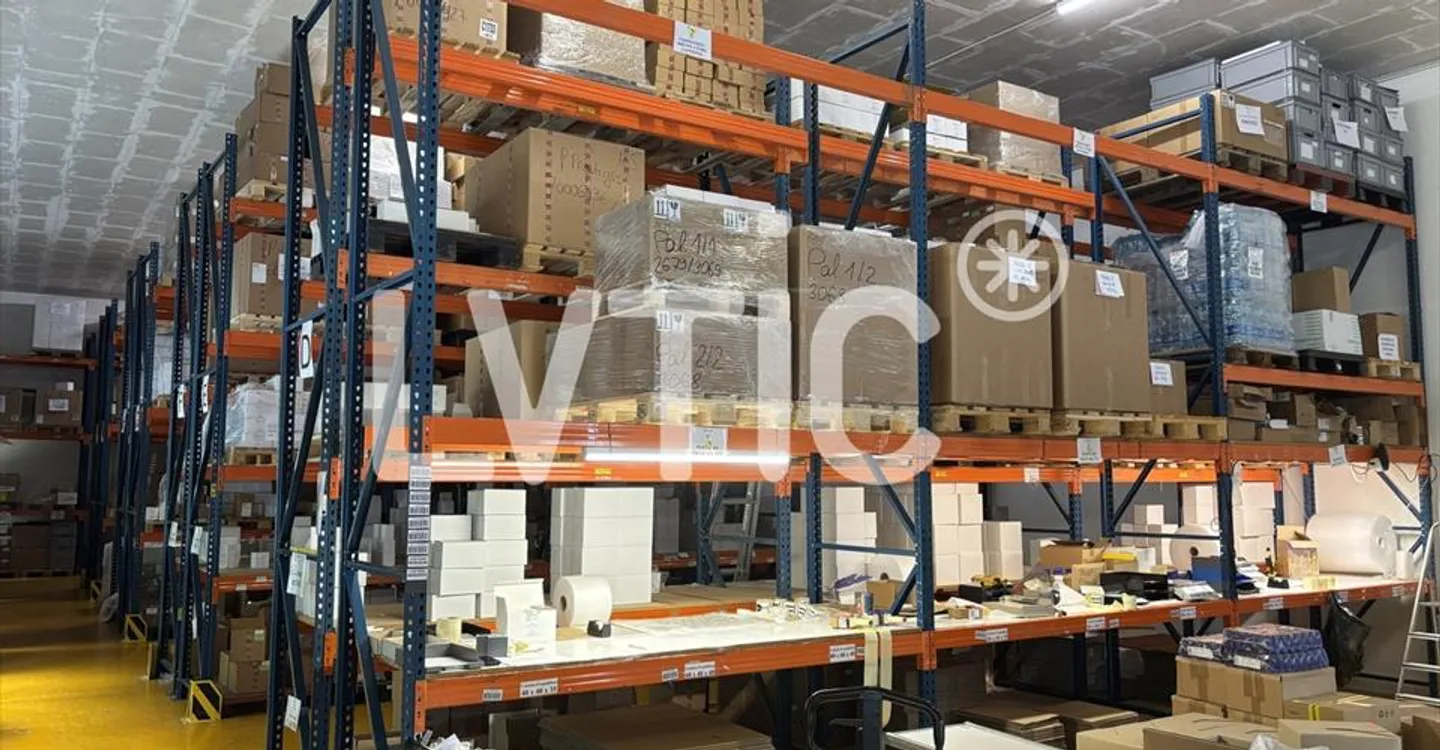 Mischgenutztes Gebäude mieten - Foto 4 von 6