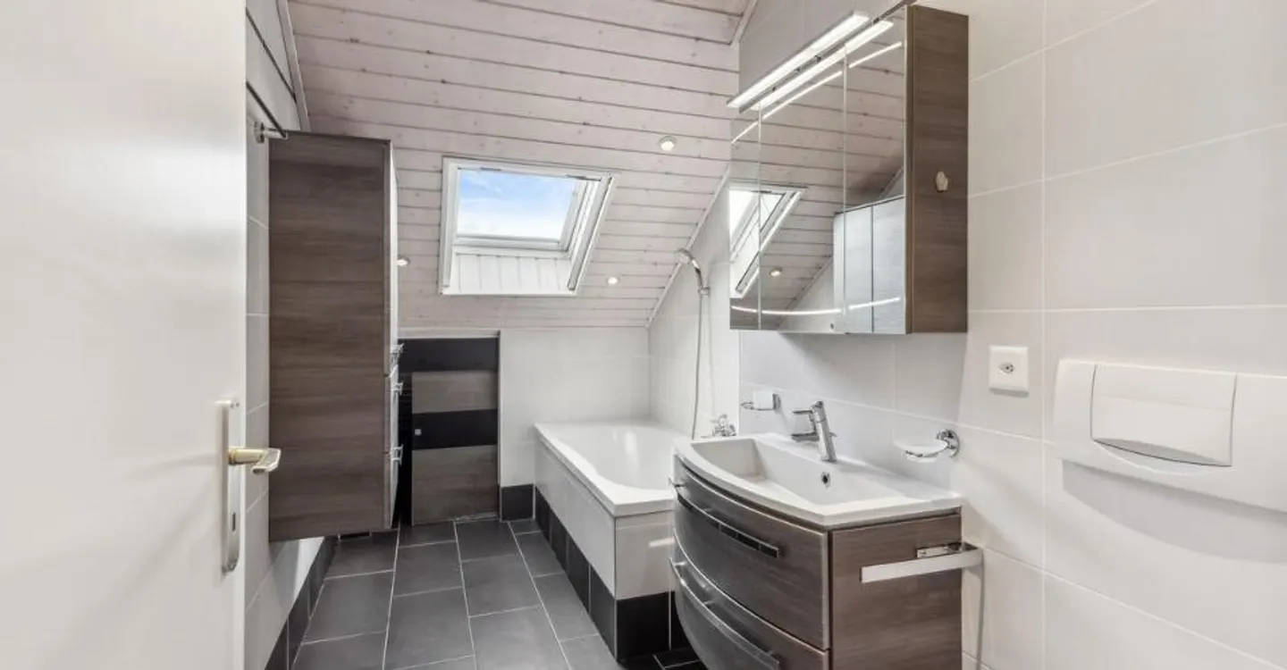 Superbo attico attraversante di 110 m² a 15 minuti dalle porte di Losanna - Foto 10 di 12