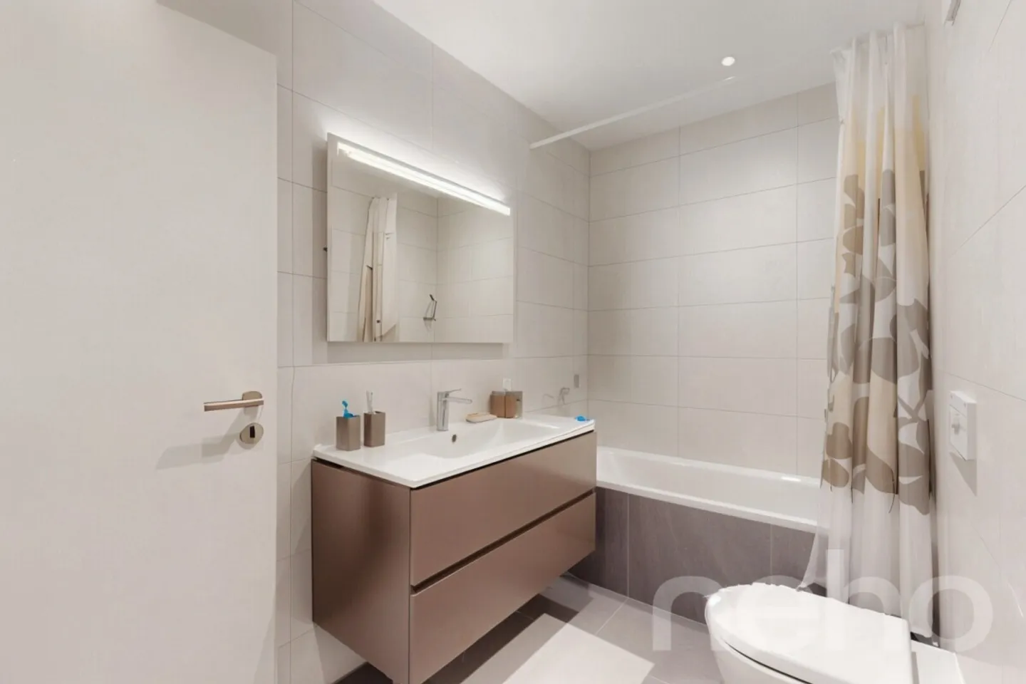 Duplex moderno con vista sulla natura - Foto 9 di 12