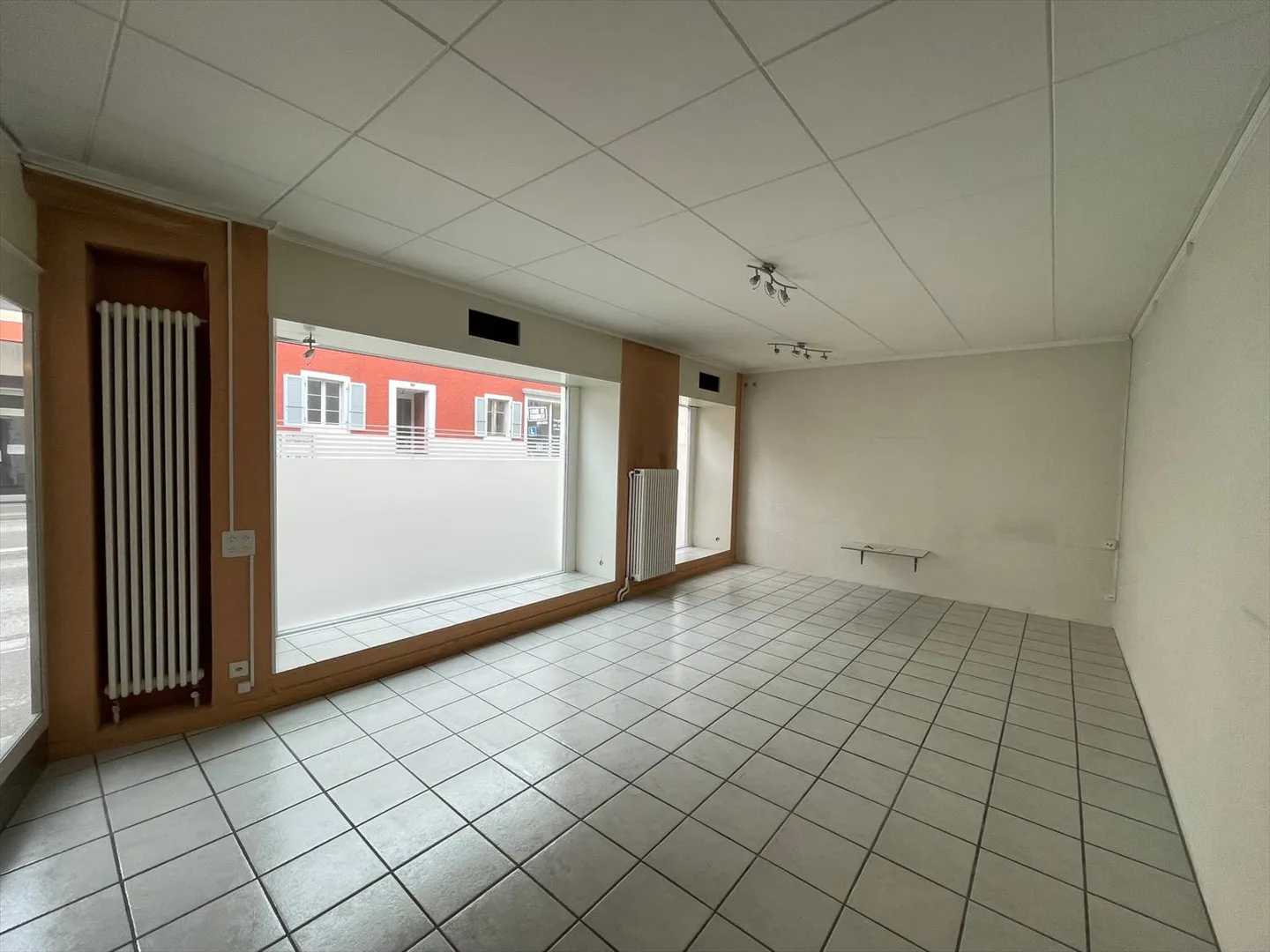 Commercial Space for Rent - Photo 1 of 4