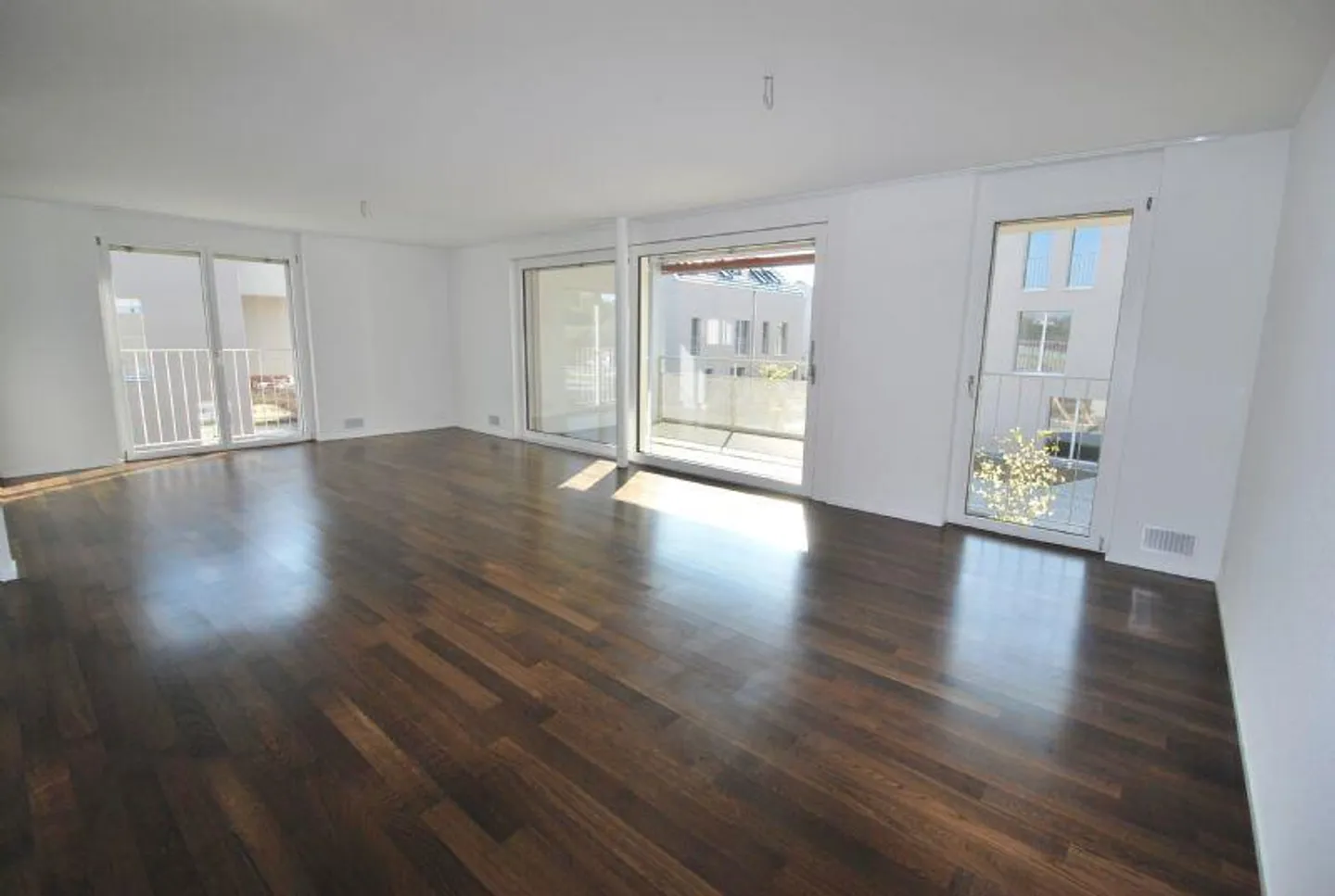 Maison Familiale Spacieuse - Photo 5 sur 11