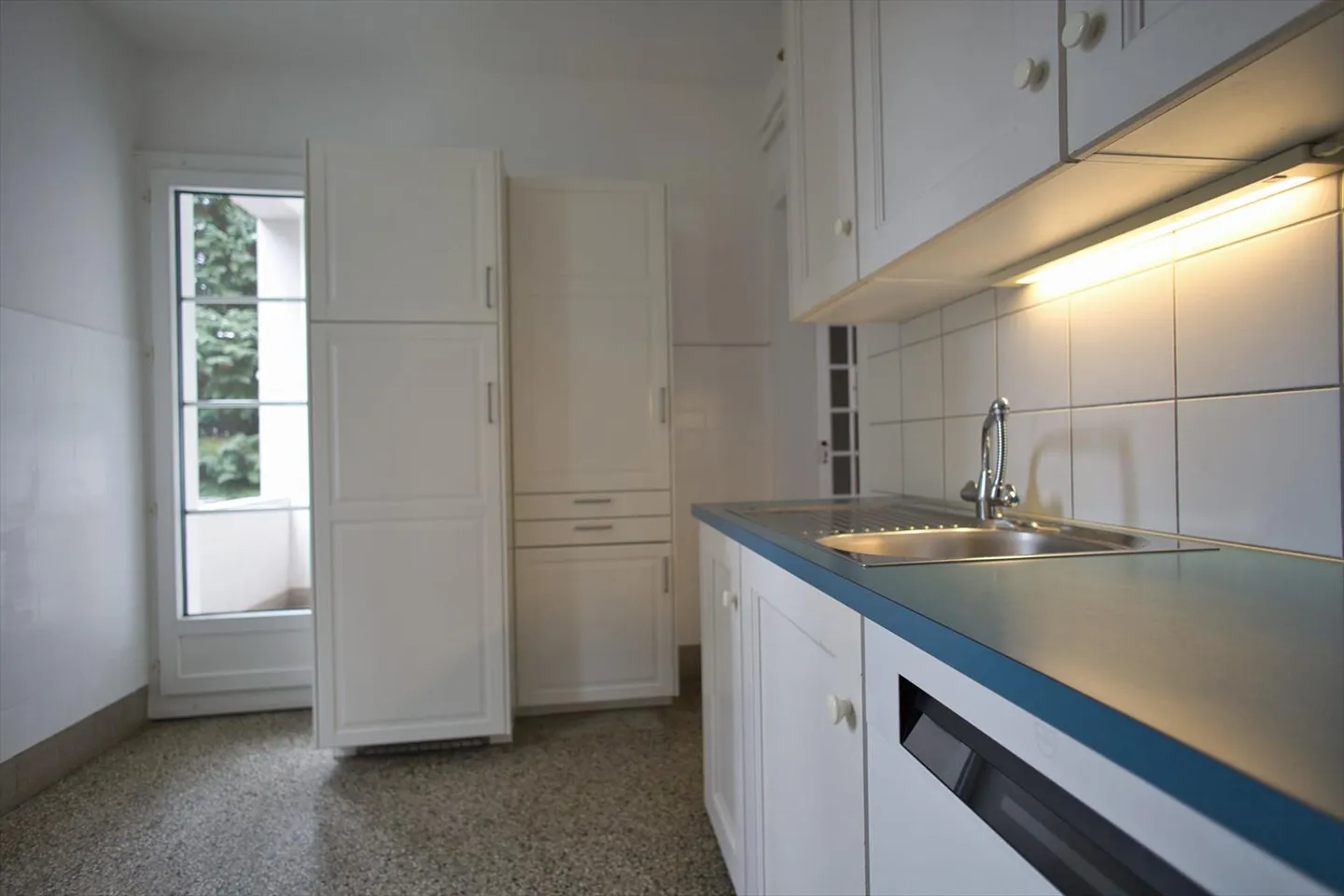 Spacious 2-room apartment in the Weissenbühl district - Photo 5 of 9