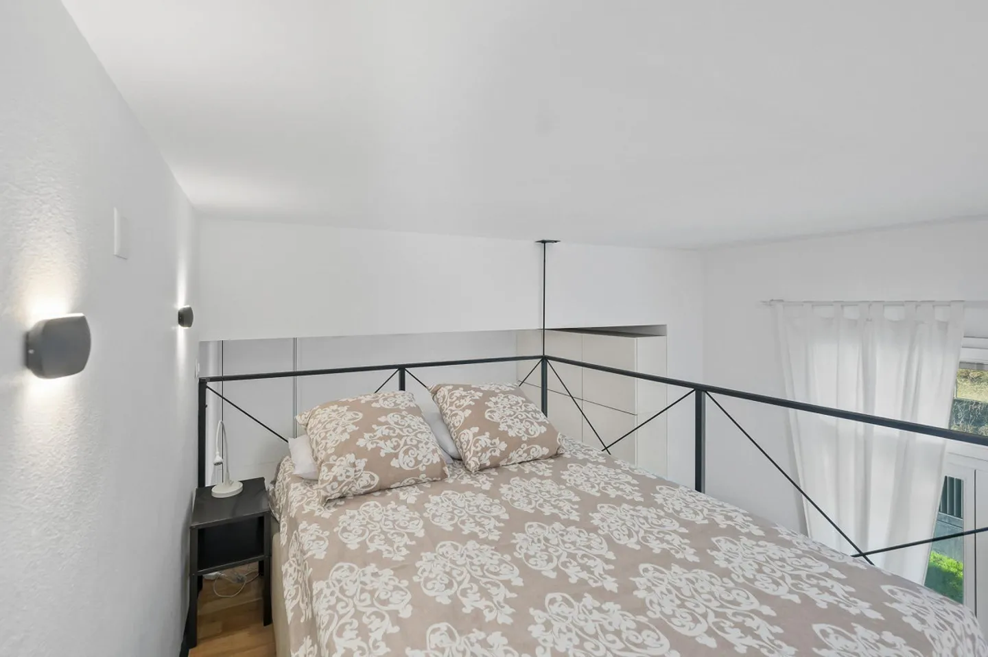 Elegance and Comfort in the Historic Heart of Lugano. - Photo 5 of 6