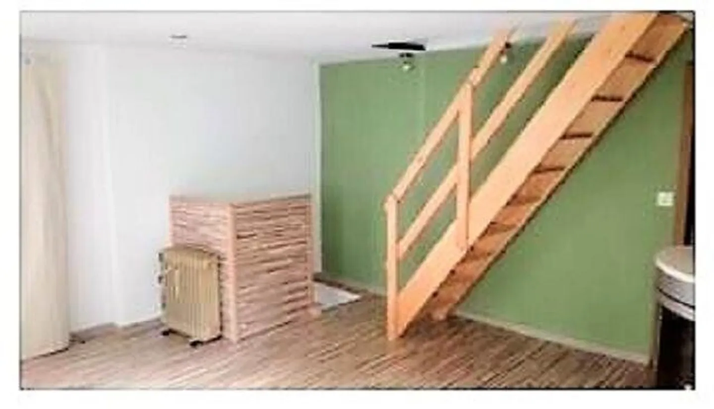 3 1/2-Zimmer-Doppelhaus mit grossem Garten, Terrasse und Parkplatz - Foto 4 von 13