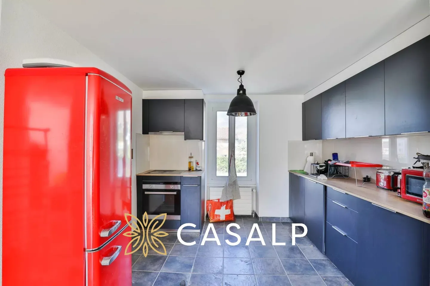 Single house for sale - Photo 3 of 10