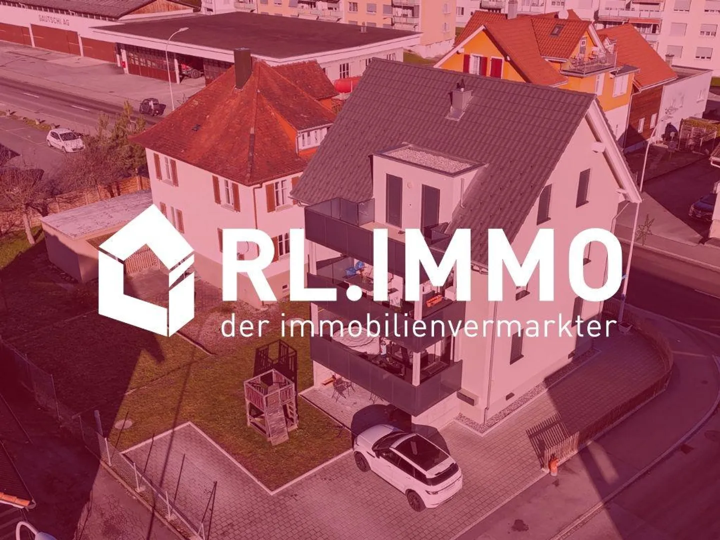 Casa plurifamiliare ristrutturata con due appartamenti - Foto 1 di 10