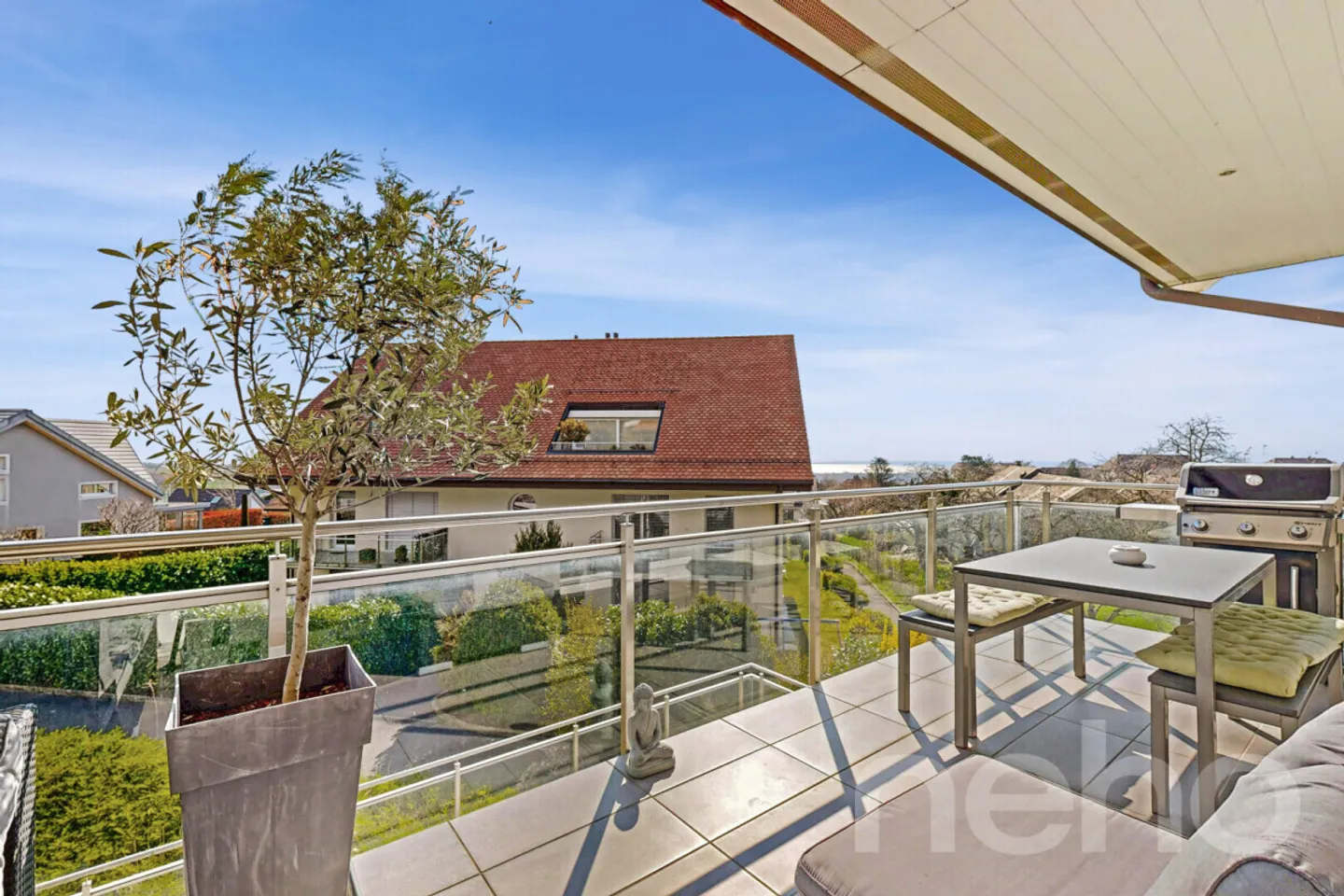 Superb 3.5-room apartment very bright with 2 balconies - Photo 1 of 13