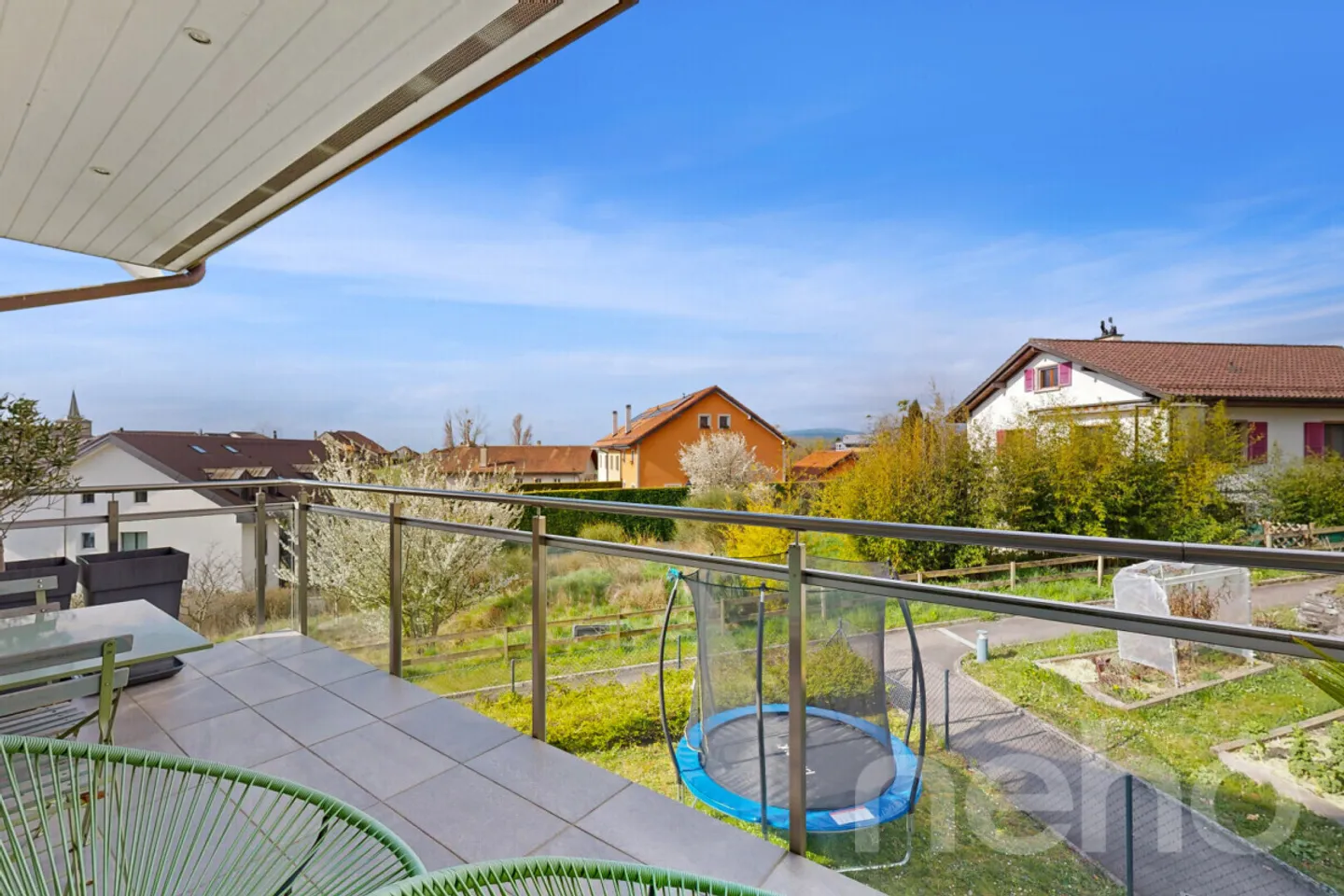 Superb 3.5-room apartment very bright with 2 balconies - Photo 9 of 13