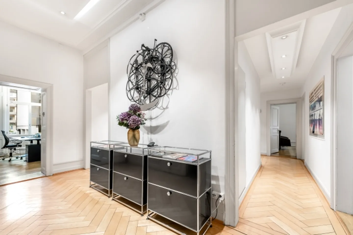 Spazio ufficio attraente nel Castello Rosso - Foto 3 di 13