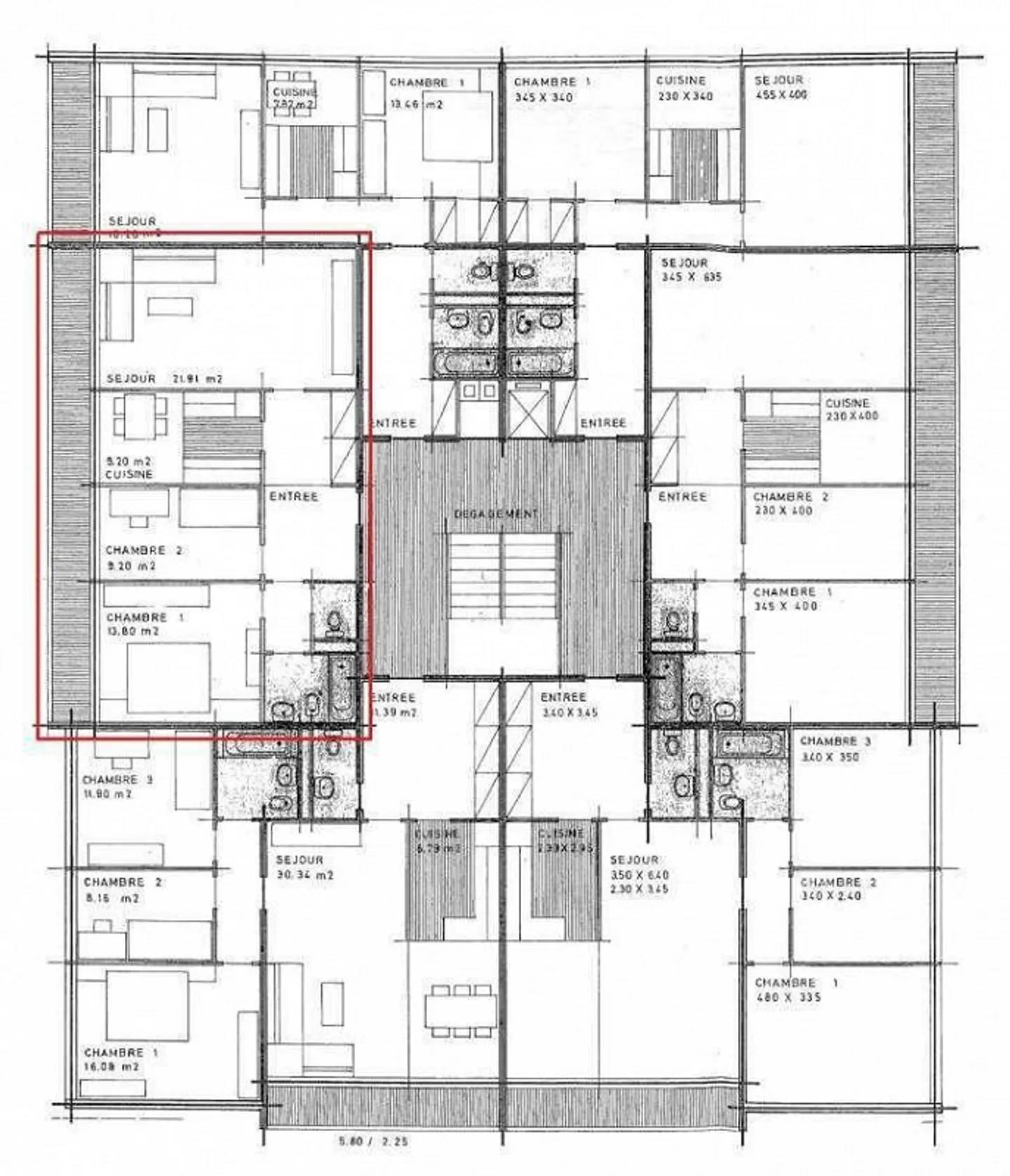 Bright apartment in a serene setting - Photo 3 of 3