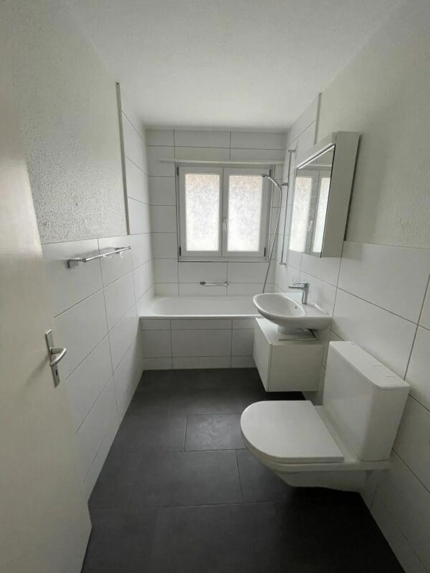 Preiswertes Apartment mit Moderner Küche - Foto 3 von 7