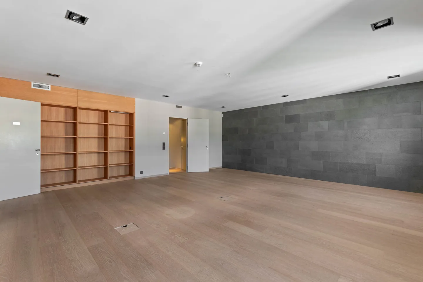 Prestigebüro, unmittelbare Nähe zum Parc des Bastions - Foto 1 von 12