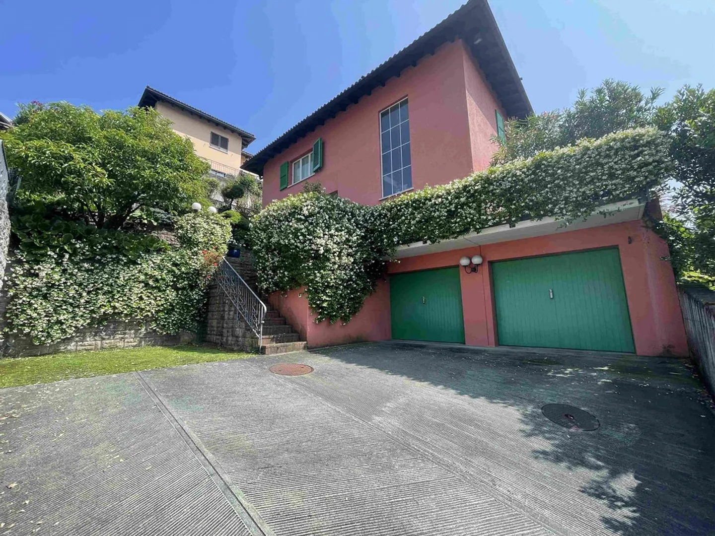 MAISON SPACIEUSE 5.5 DANS UN ENDROIT CACHÉ À PREGASSONA ALTA - Photo 9 sur 13