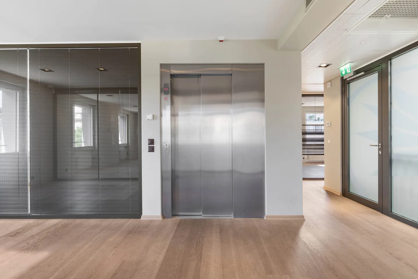 Prestigebüro, unmittelbare Nähe zum Parc des Bastions - Foto 6 von 12