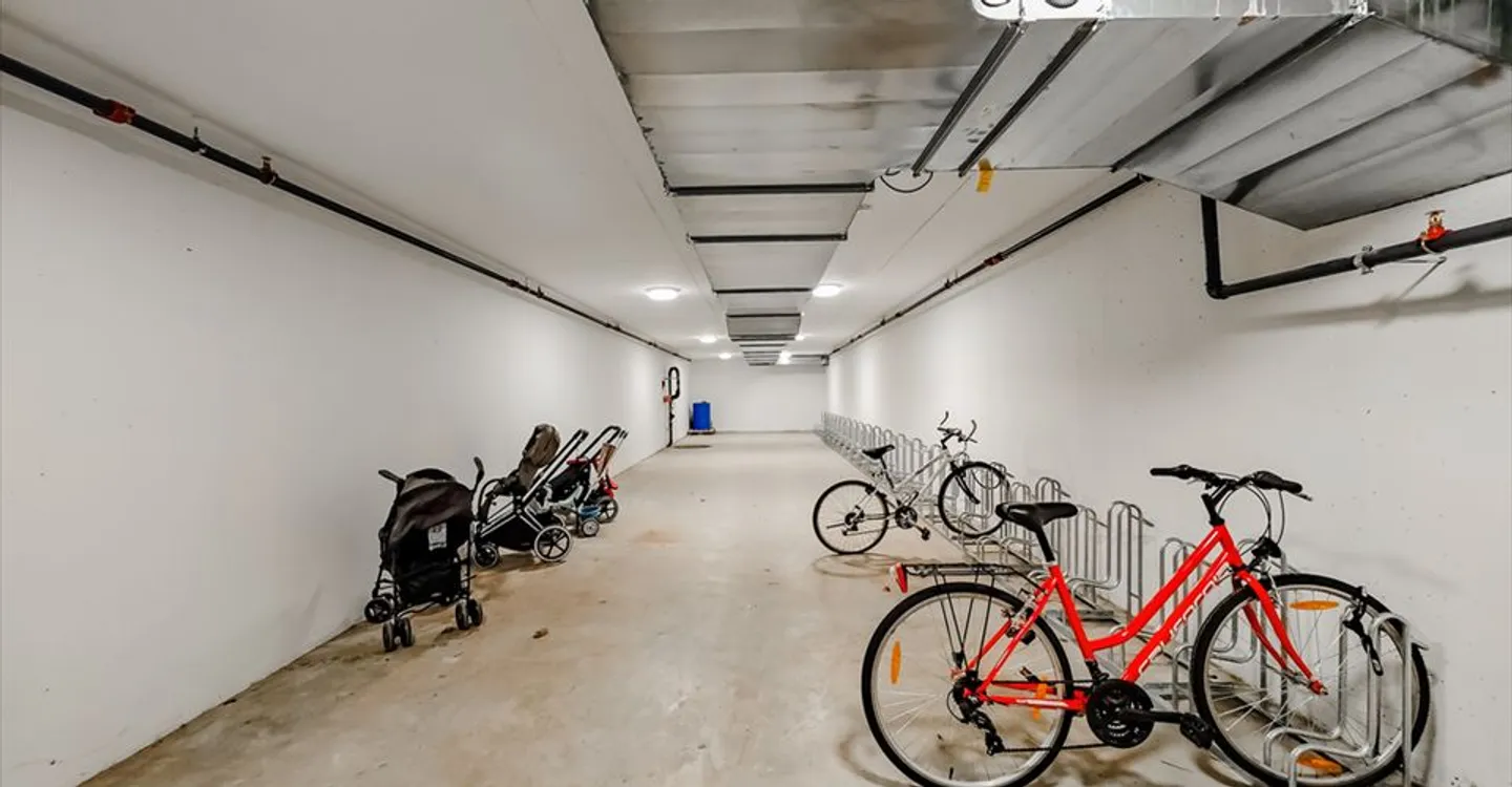 Immeuble mixte à louer - Photo 1 sur 13