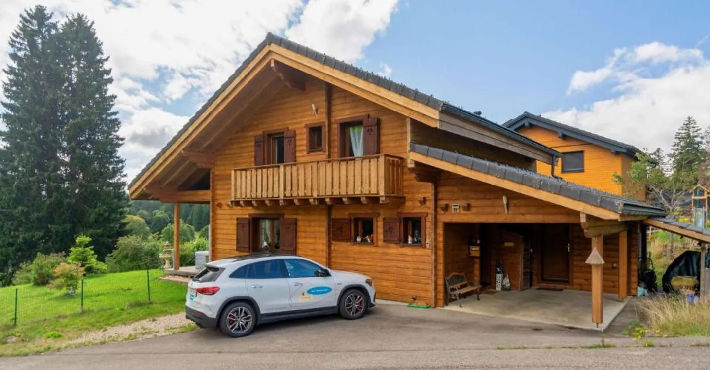 Charming Wooden Chalet Retreat - Photo 2 of 12
