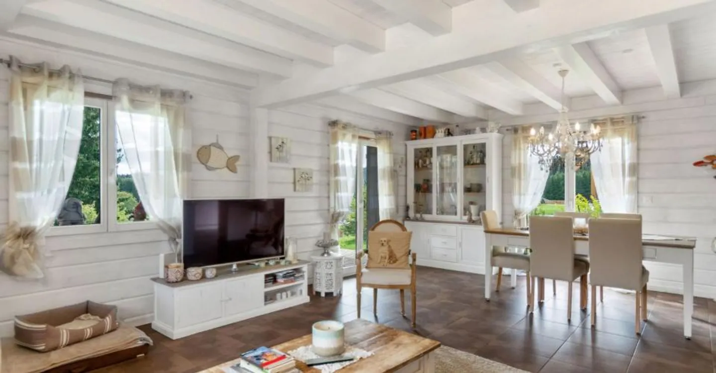 Charming Wooden Chalet Retreat - Photo 8 of 12