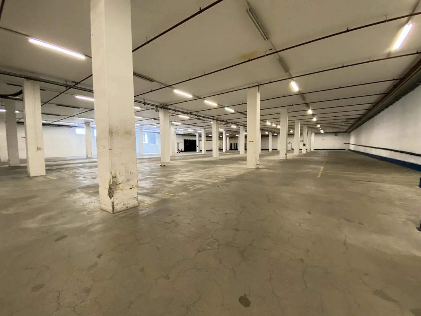 Your new logistics location in a prime location - Photo 12 of 13