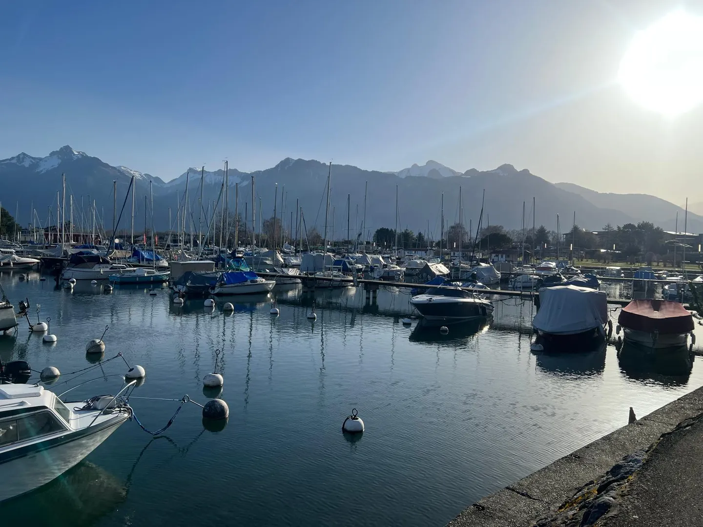 Appartamento spazioso con vista lago - Foto 3 di 3